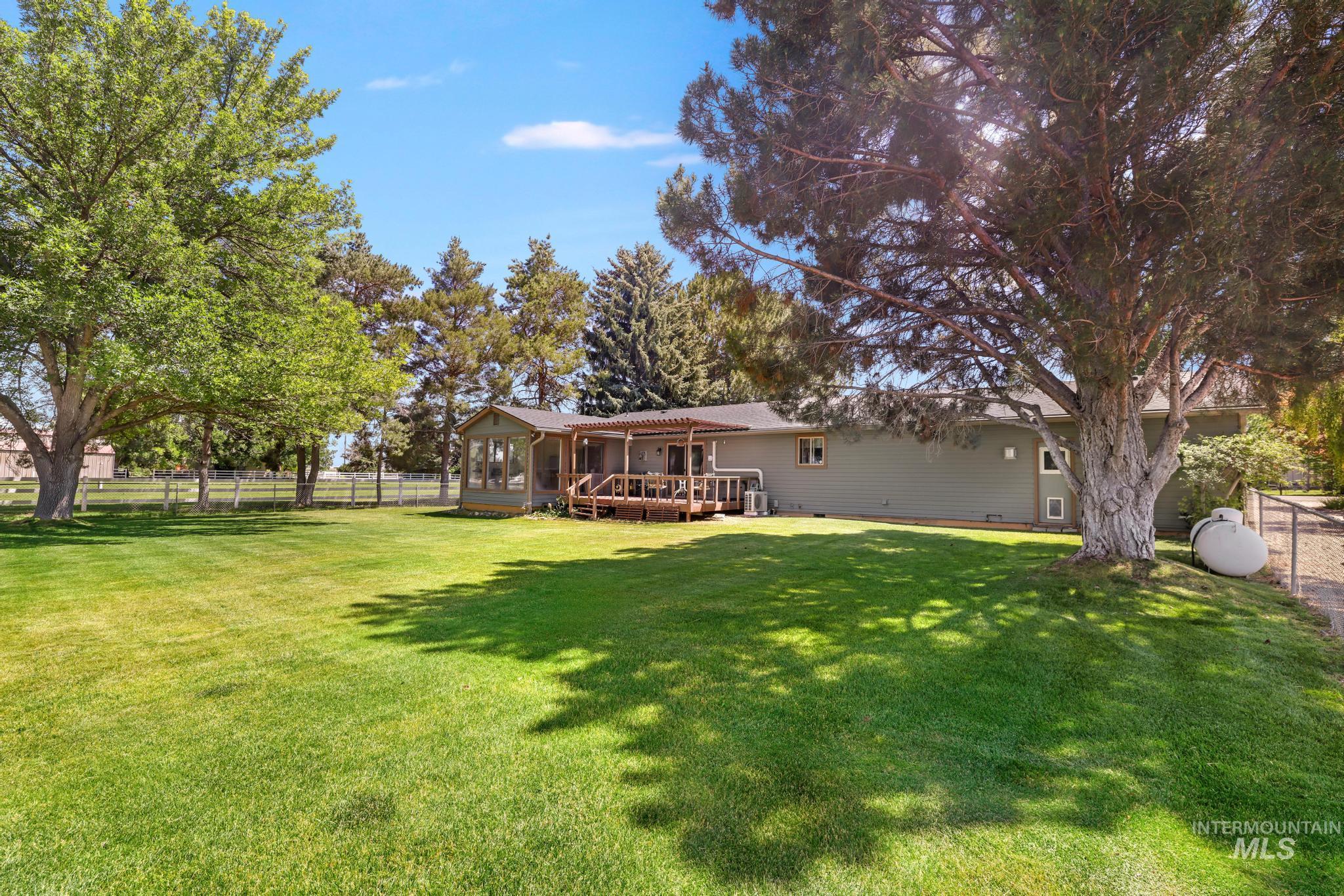 3316 Oregon Trail Drive, Kimberly, Idaho 83341, 4 Bedrooms, 2 Bathrooms, Residential For Sale, Price $525,000, 98991479