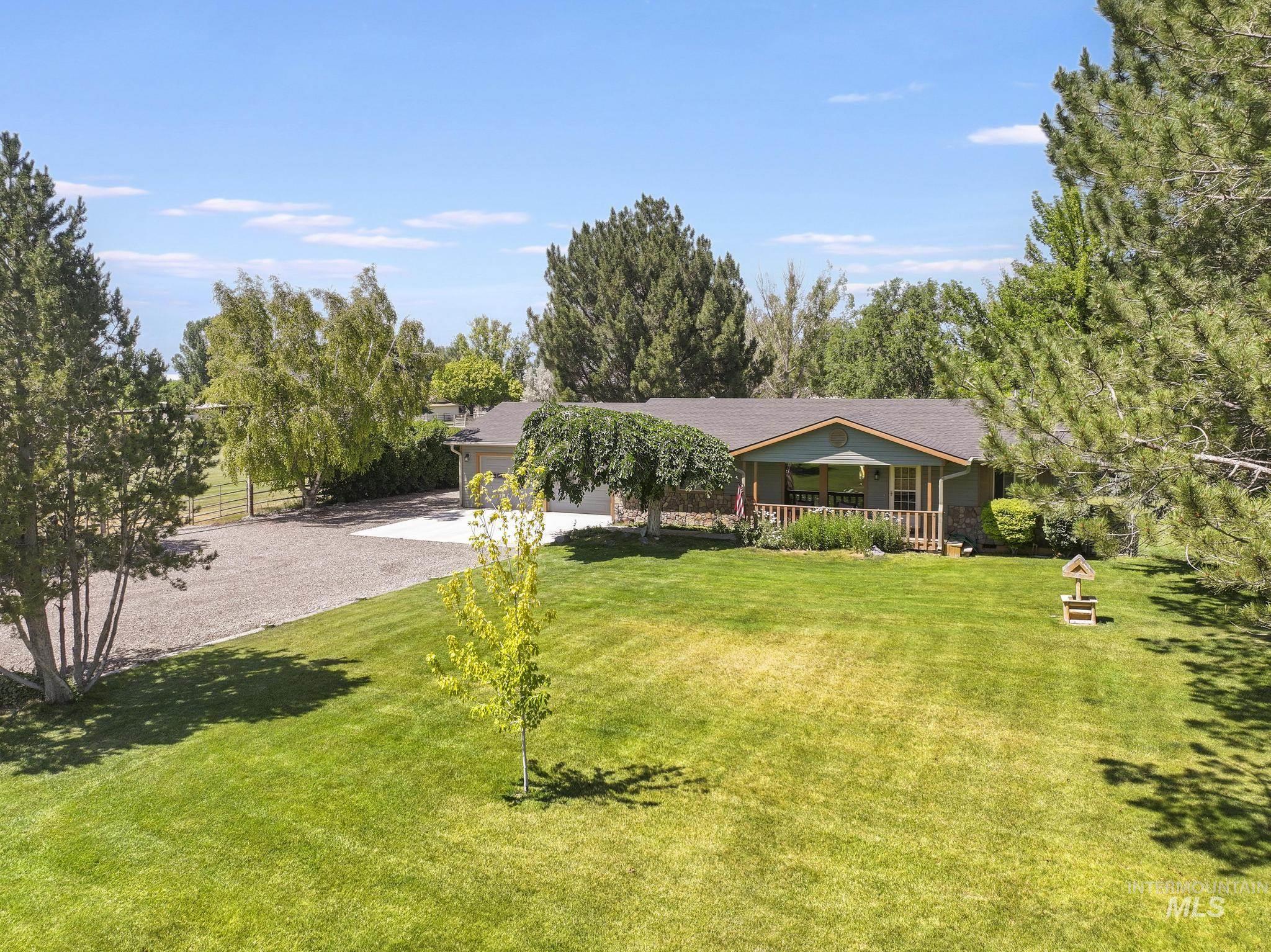 3316 Oregon Trail Drive, Kimberly, Idaho 83341, 4 Bedrooms, 2 Bathrooms, Residential For Sale, Price $525,000, 98991479