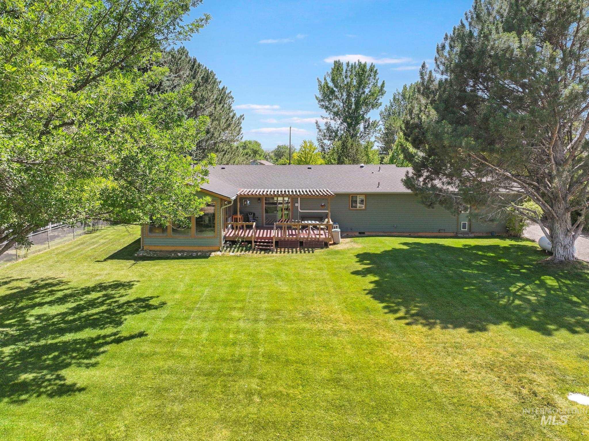3316 Oregon Trail Drive, Kimberly, Idaho 83341, 4 Bedrooms, 2 Bathrooms, Residential For Sale, Price $525,000, 98991479