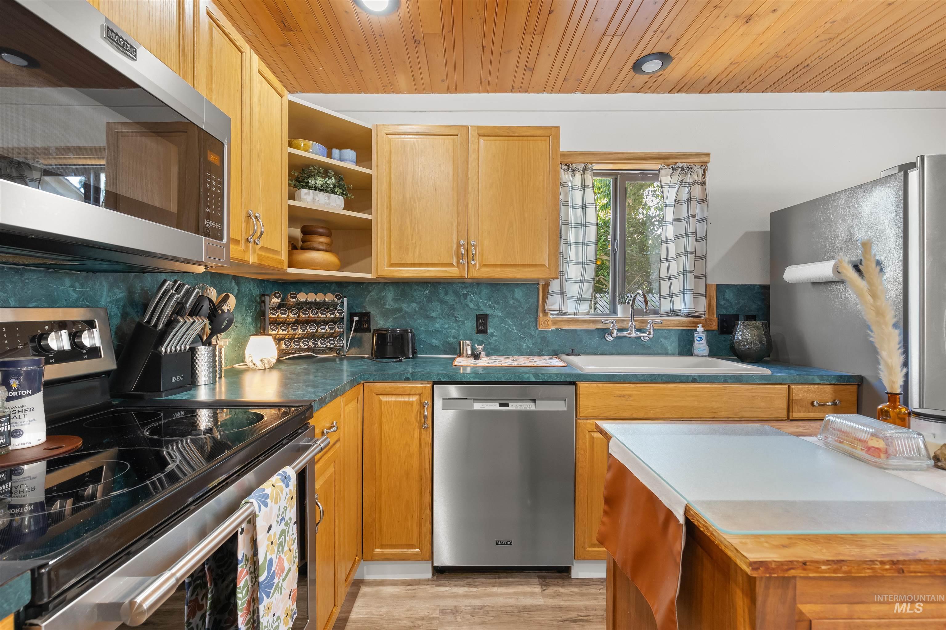 740 9th Street, Clarkston, Washington 99403, 3 Bedrooms, 1.5 Bathrooms, Residential For Sale, Price $289,900, 98991481