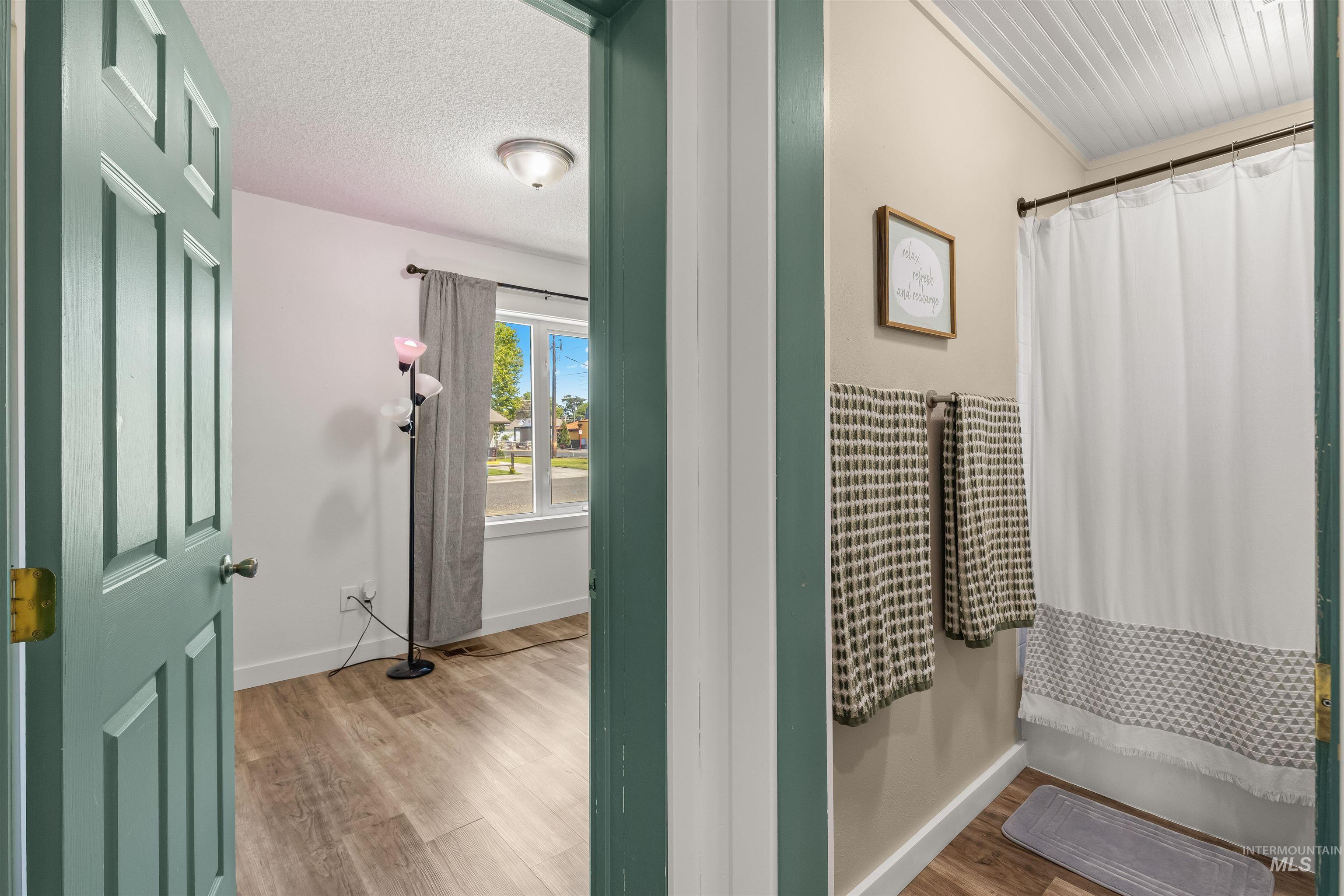 740 9th Street, Clarkston, Washington 99403, 3 Bedrooms, 1.5 Bathrooms, Residential For Sale, Price $289,900, 98991481