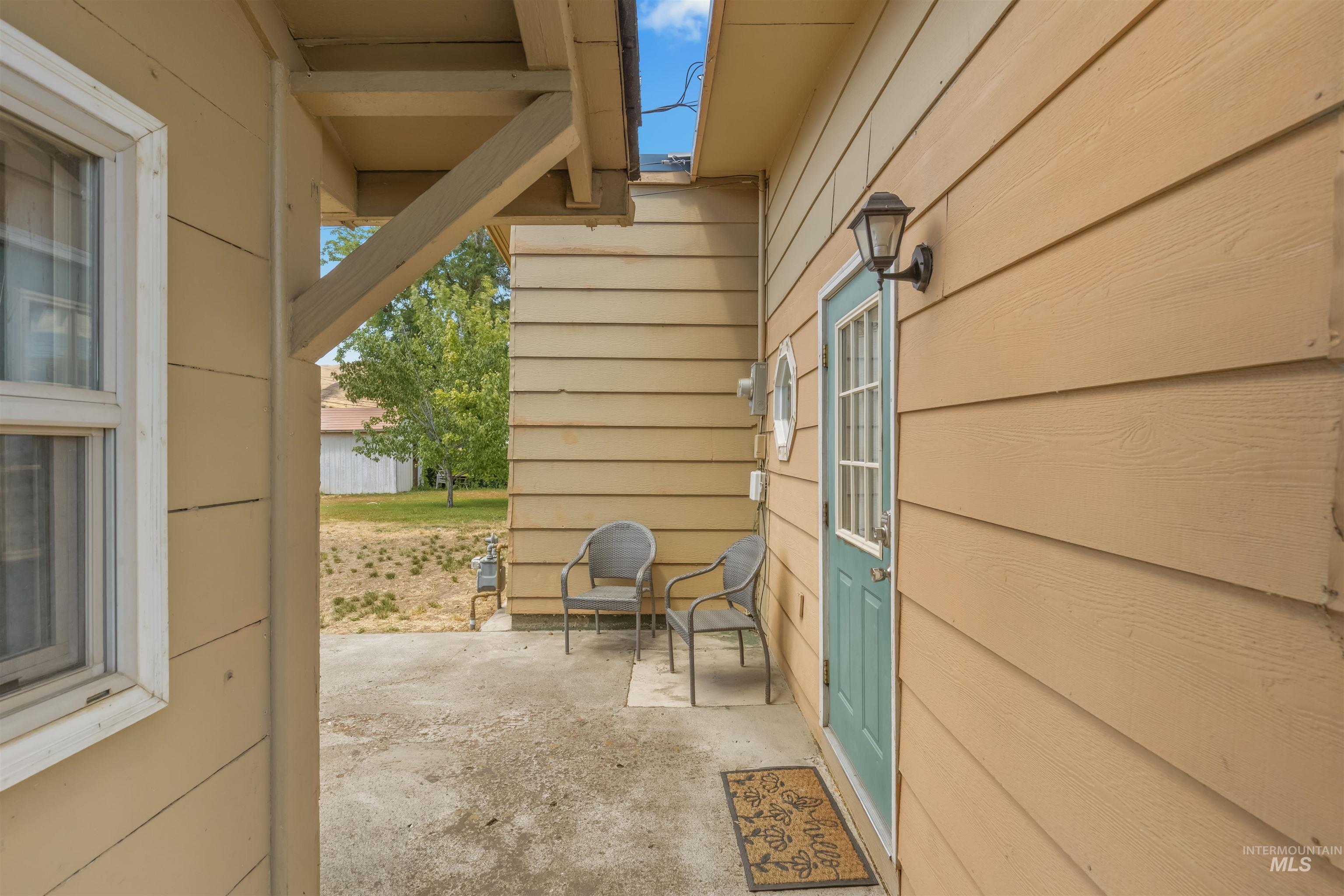 740 9th Street, Clarkston, Washington 99403, 3 Bedrooms, 1.5 Bathrooms, Residential For Sale, Price $289,900, 98991481