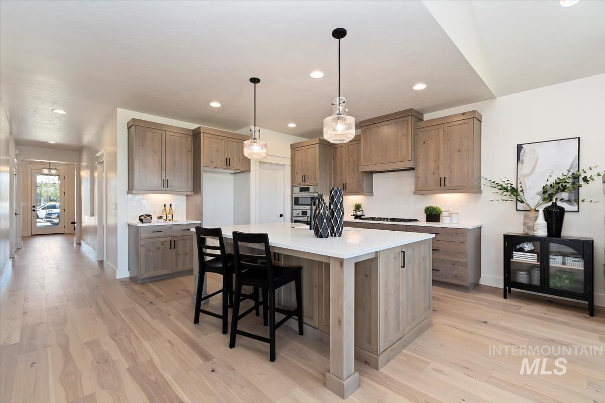 11883 S Besra Ln, Kuna, Idaho 83634, 3 Bedrooms, 2.5 Bathrooms, Residential For Sale, Price $669,900, 98991483