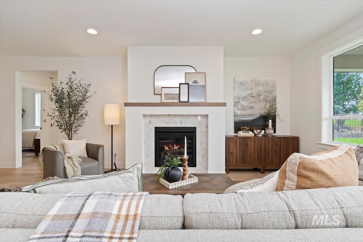10583 W Lahinch Ln, Kuna, Idaho 83634, 3 Bedrooms, 3 Bathrooms, Residential For Sale, Price $749,900, 98991488