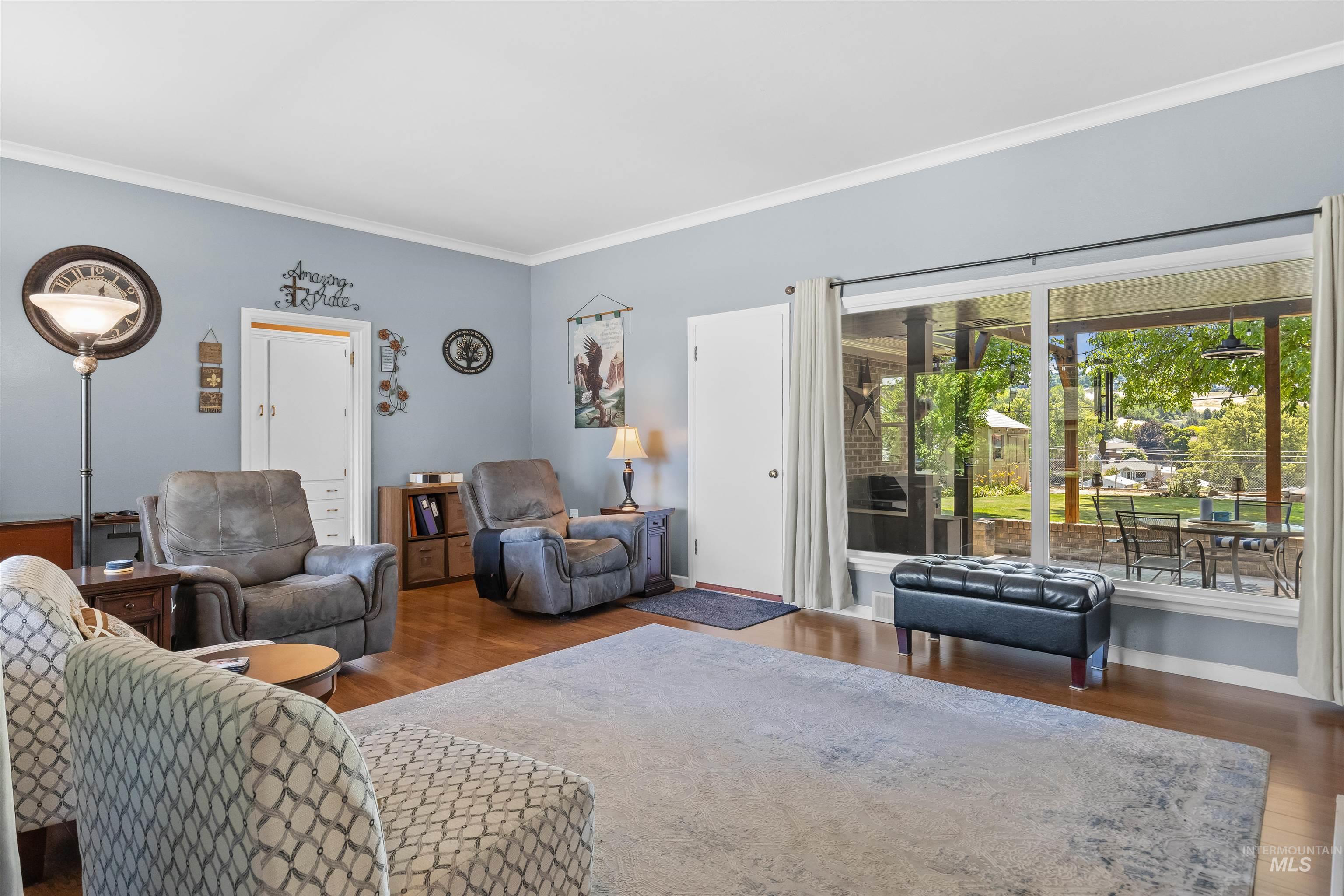 1002 15th ave., Lewiston, Idaho 83501-3725, 4 Bedrooms, 3 Bathrooms, Residential For Sale, Price $450,000, 98991494