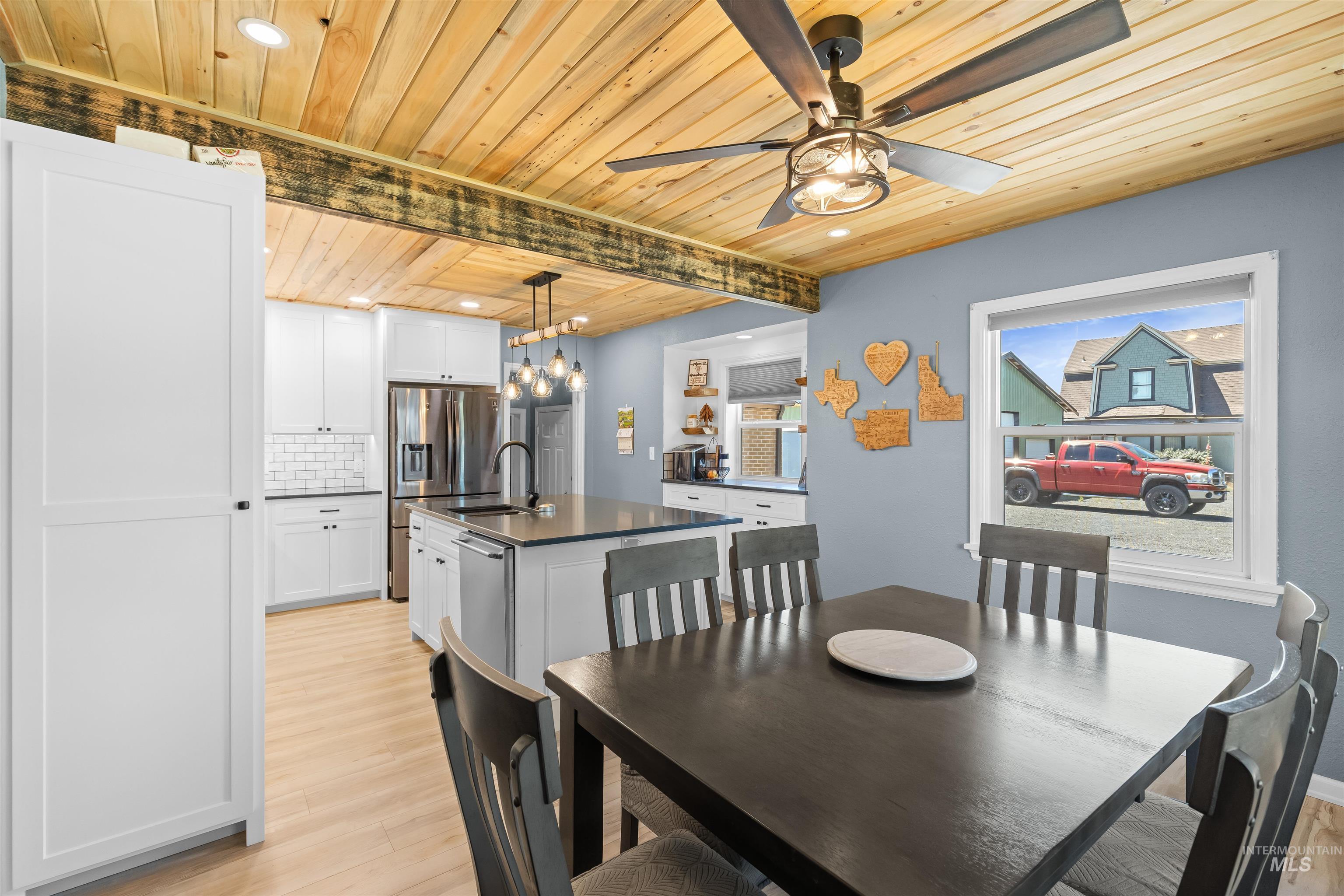 1002 15th ave., Lewiston, Idaho 83501-3725, 4 Bedrooms, 3 Bathrooms, Residential For Sale, Price $450,000, 98991494