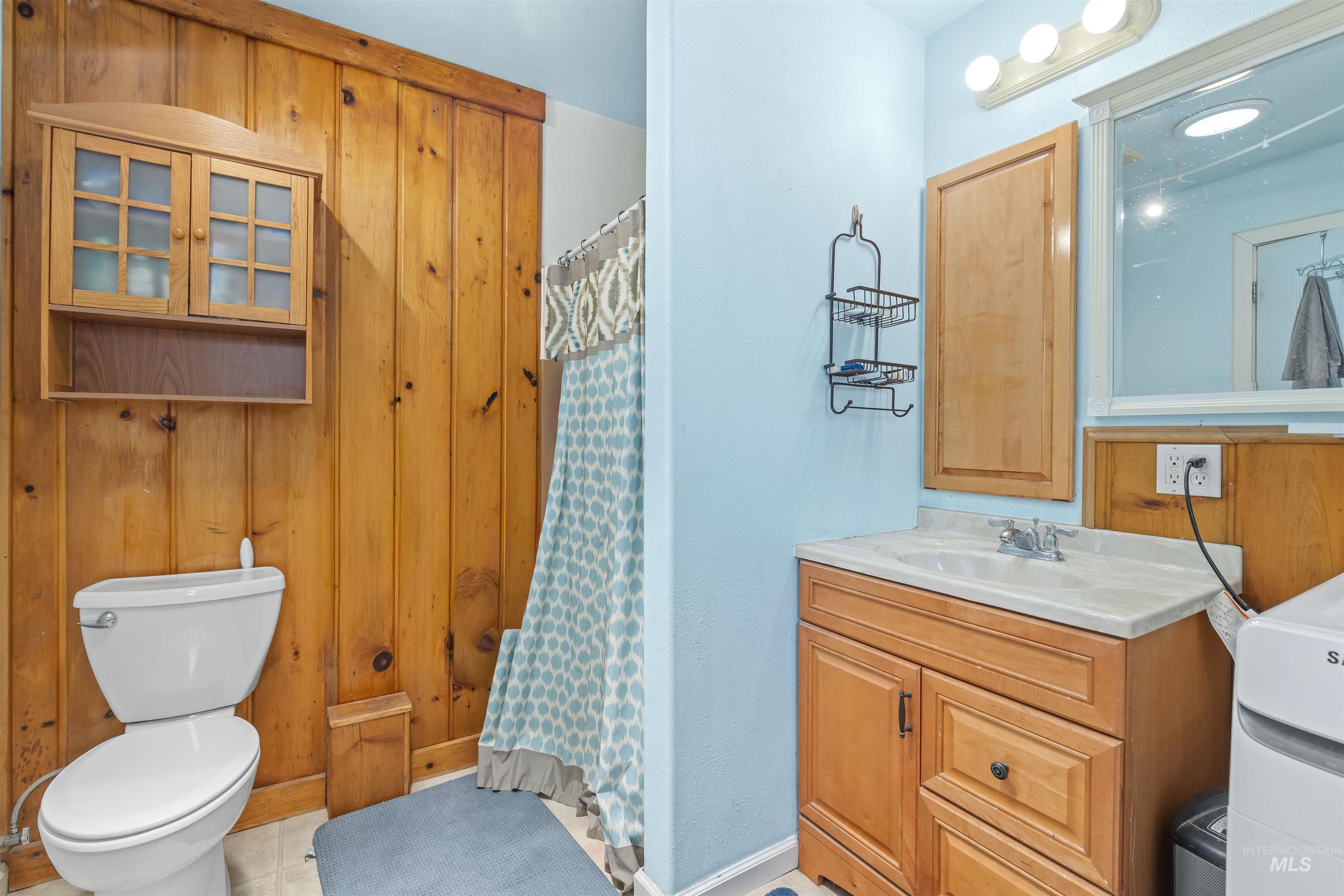 1002 15th ave., Lewiston, Idaho 83501-3725, 4 Bedrooms, 3 Bathrooms, Residential For Sale, Price $450,000, 98991494