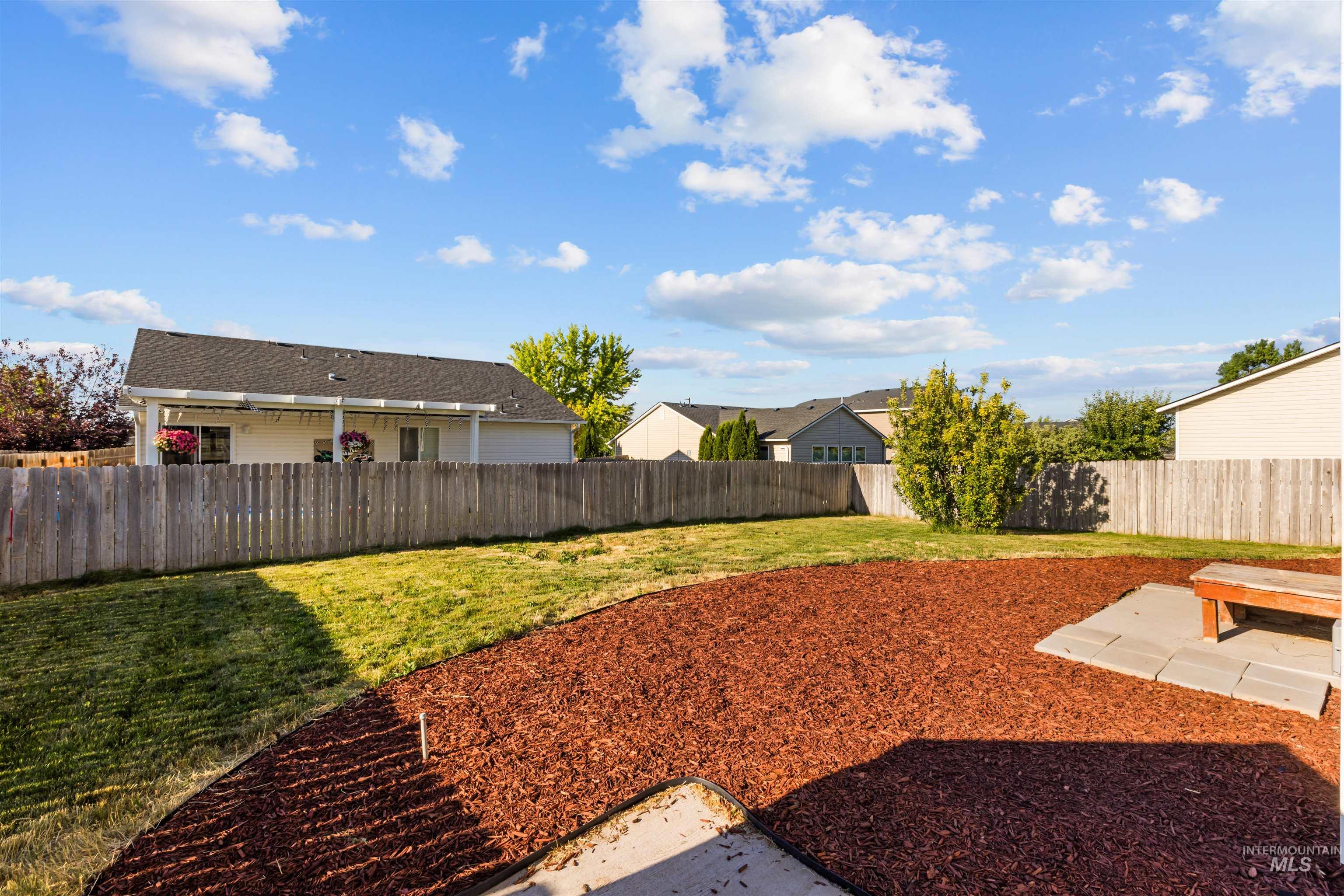 11800 Altamont St, Caldwell, Idaho 83605-5510, 3 Bedrooms, 2.5 Bathrooms, Residential For Sale, Price $374,999, 98991499