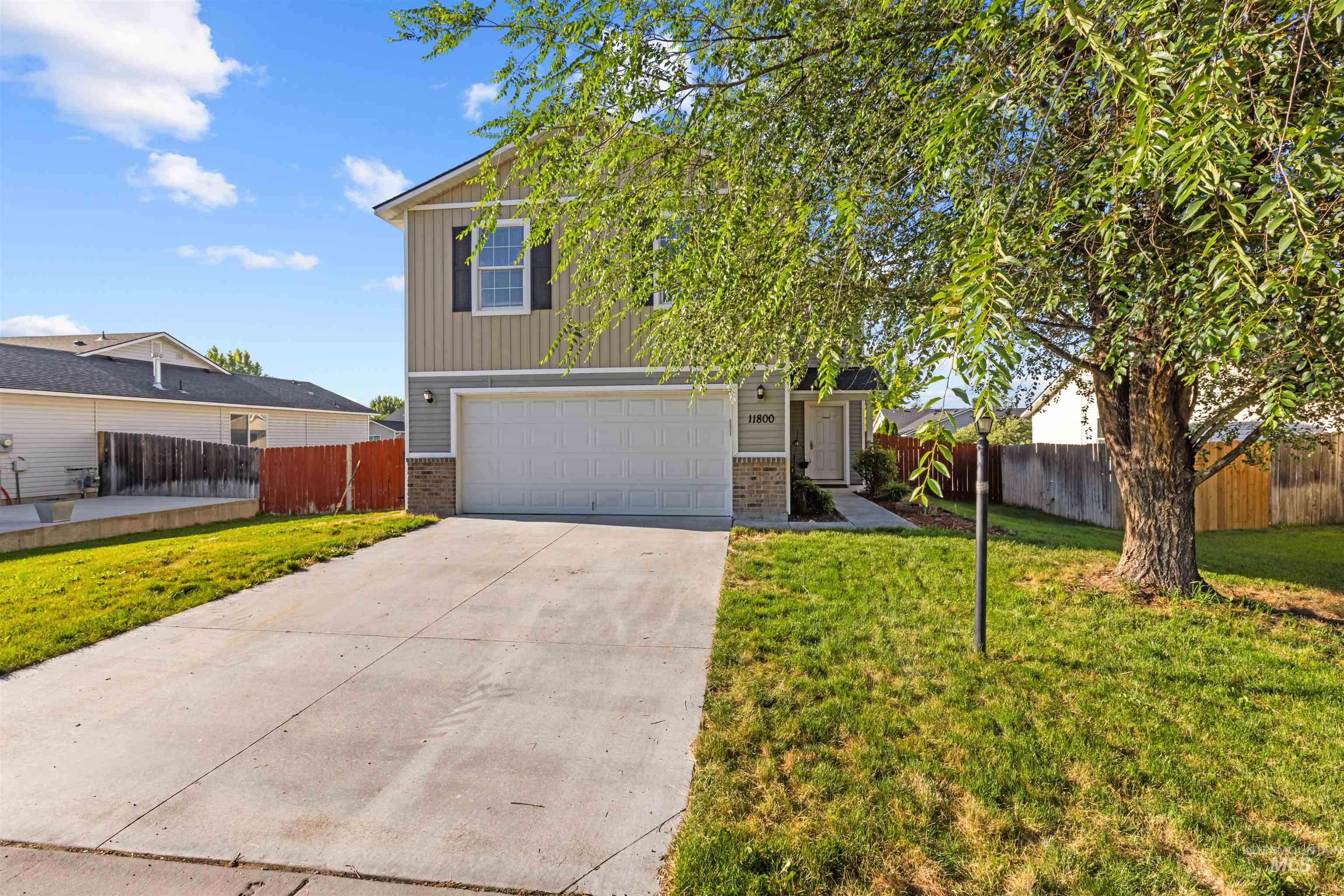 11800 Altamont St, Caldwell, Idaho 83605-5510, 3 Bedrooms, 2.5 Bathrooms, Residential For Sale, Price $374,999, 98991499