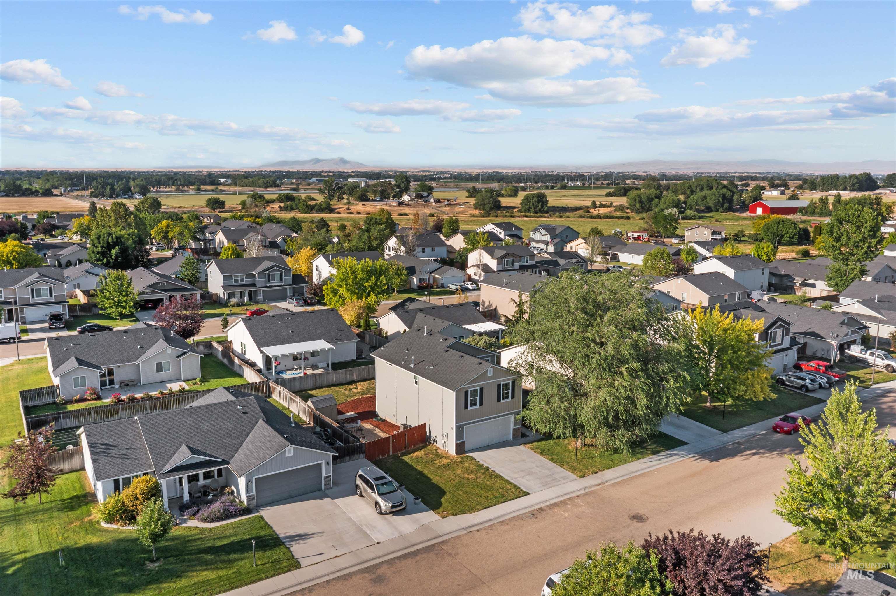 11800 Altamont St, Caldwell, Idaho 83605-5510, 3 Bedrooms, 2.5 Bathrooms, Residential For Sale, Price $374,999, 98991499