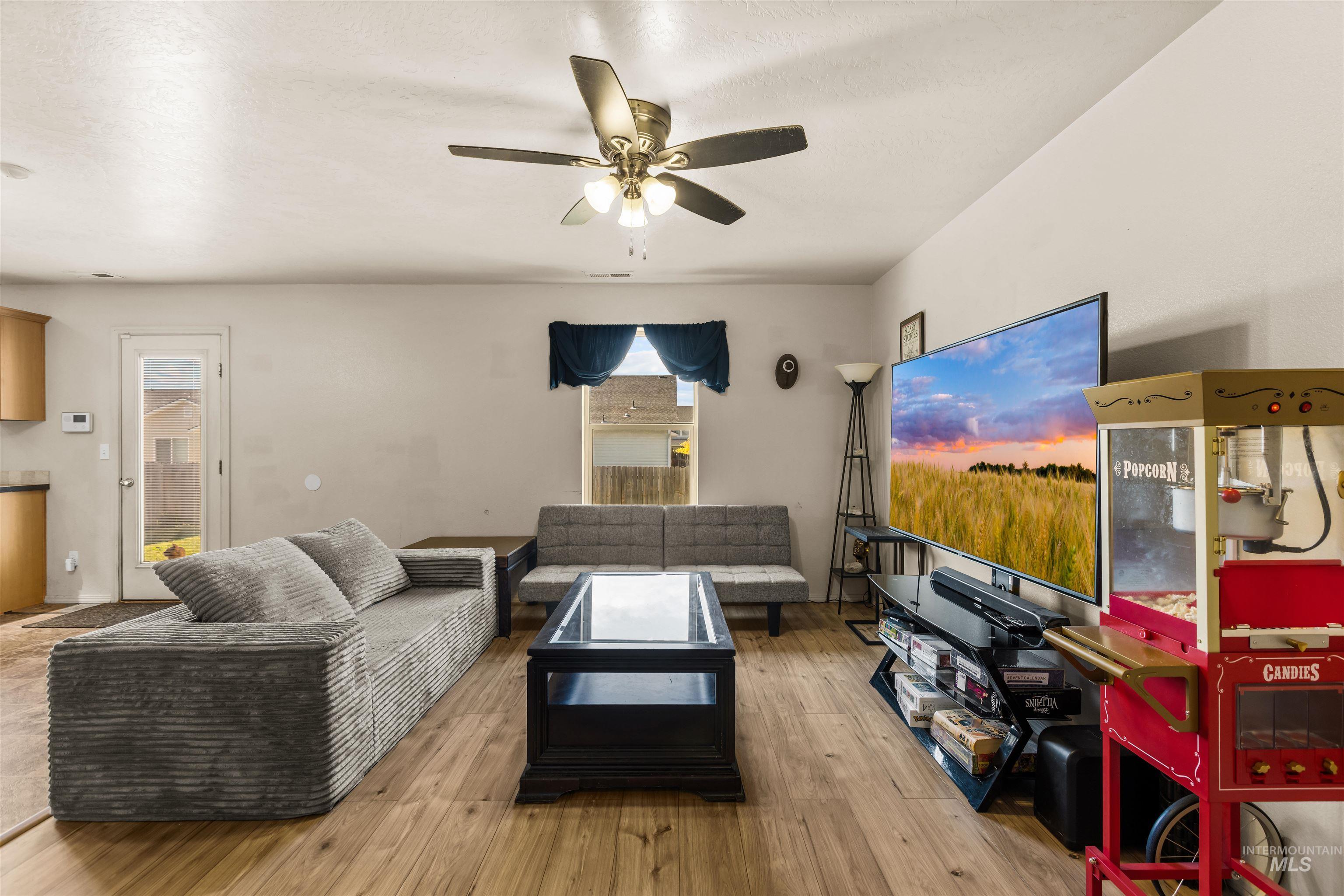 11800 Altamont St, Caldwell, Idaho 83605-5510, 3 Bedrooms, 2.5 Bathrooms, Residential For Sale, Price $374,999, 98991499