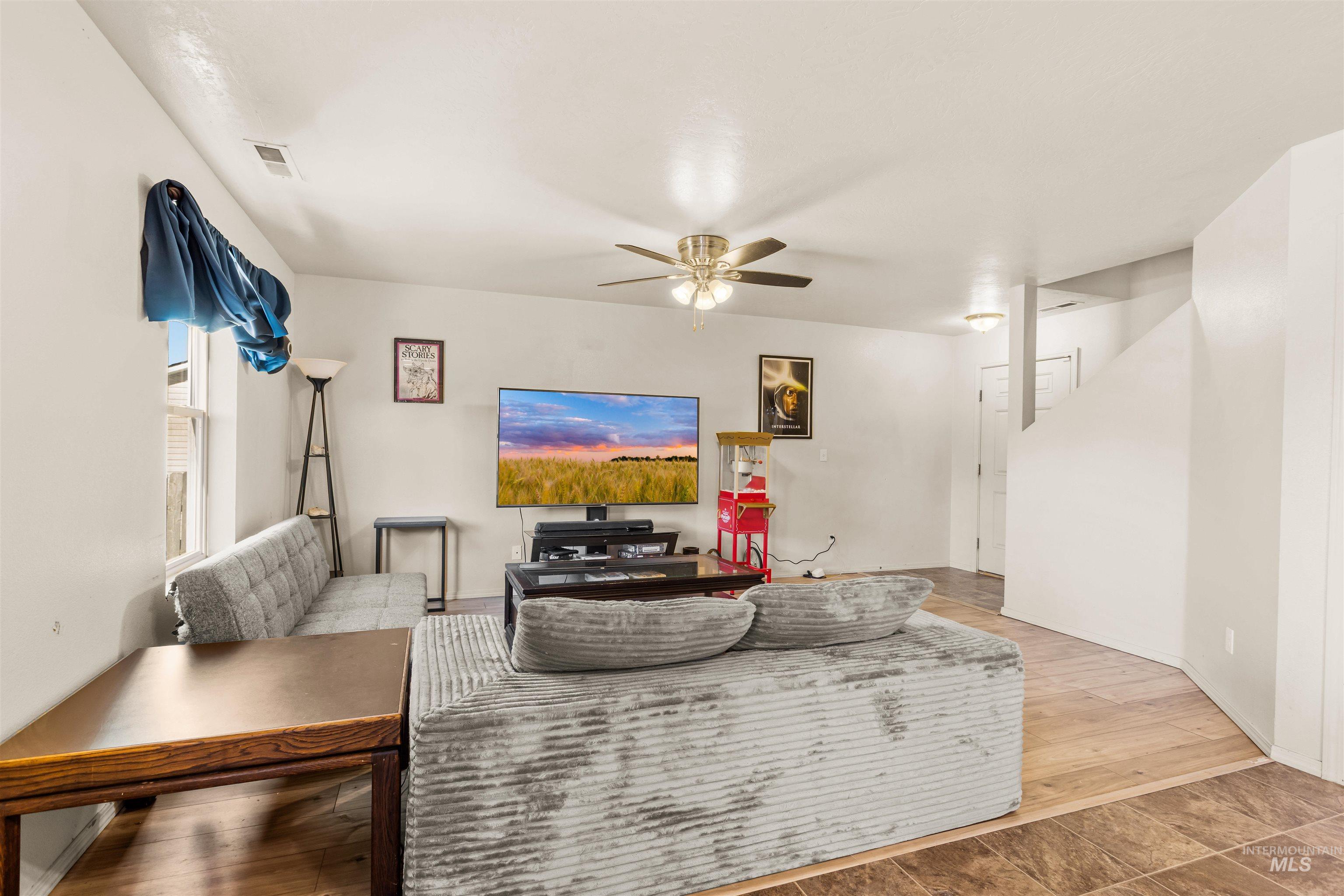 11800 Altamont St, Caldwell, Idaho 83605-5510, 3 Bedrooms, 2.5 Bathrooms, Residential For Sale, Price $374,999, 98991499