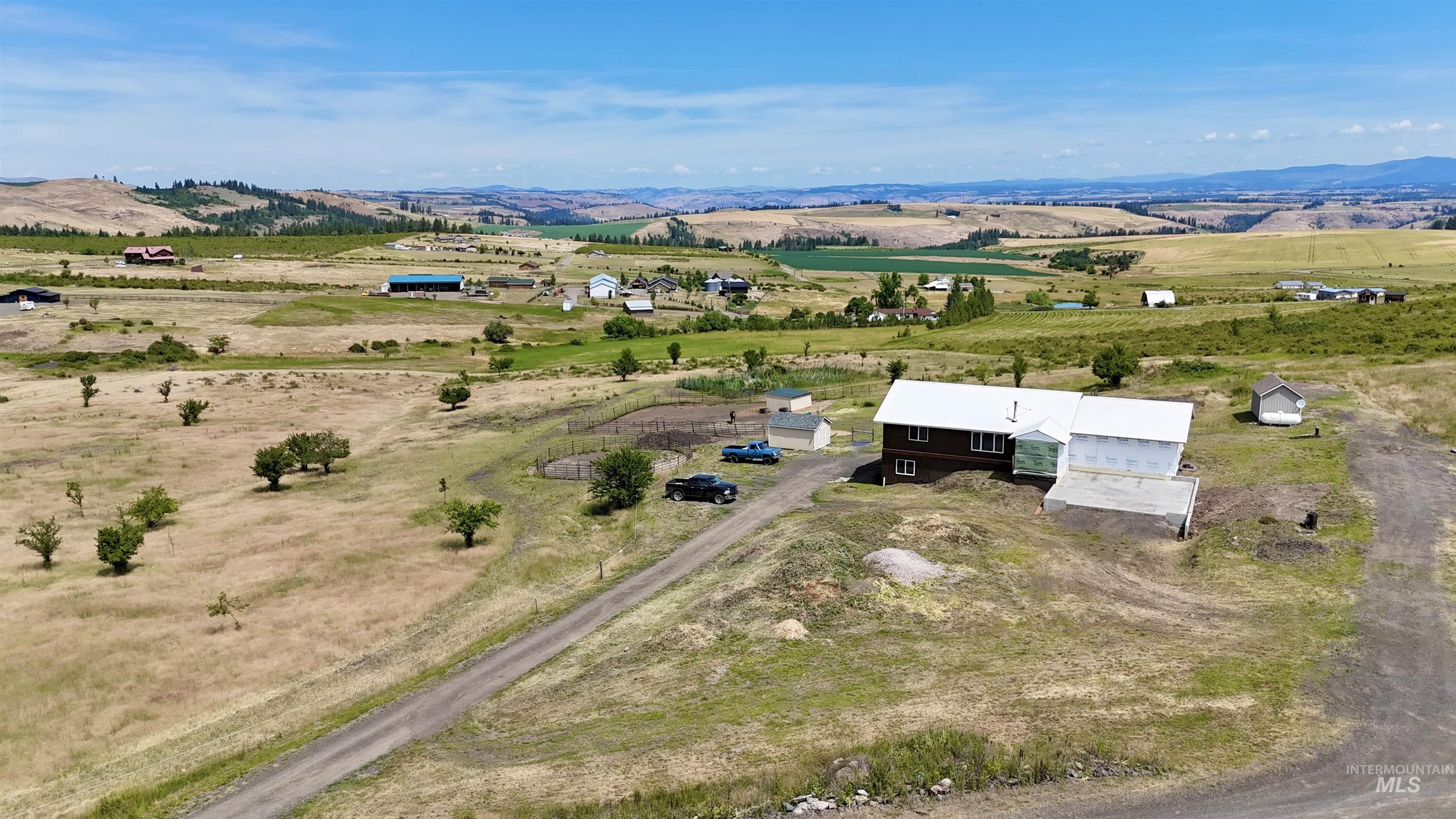 176 Golden Hills Dr., Grangeville, Idaho 83530, 2 Bedrooms, 1 Bathroom, Residential For Sale, Price $585,000, 98991500