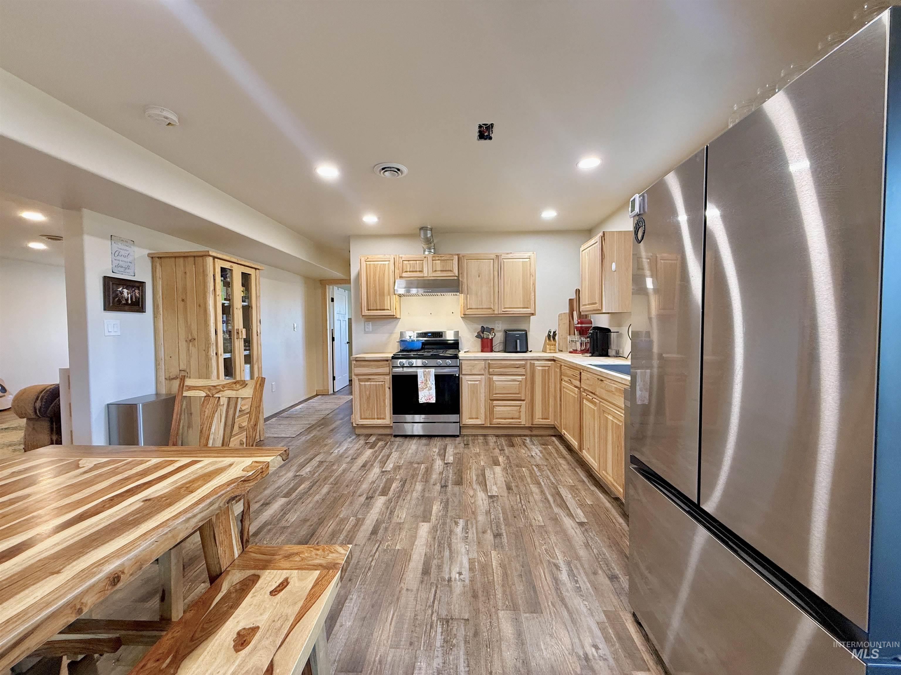 176 Golden Hills Dr., Grangeville, Idaho 83530, 2 Bedrooms, 1 Bathroom, Residential For Sale, Price $585,000, 98991500