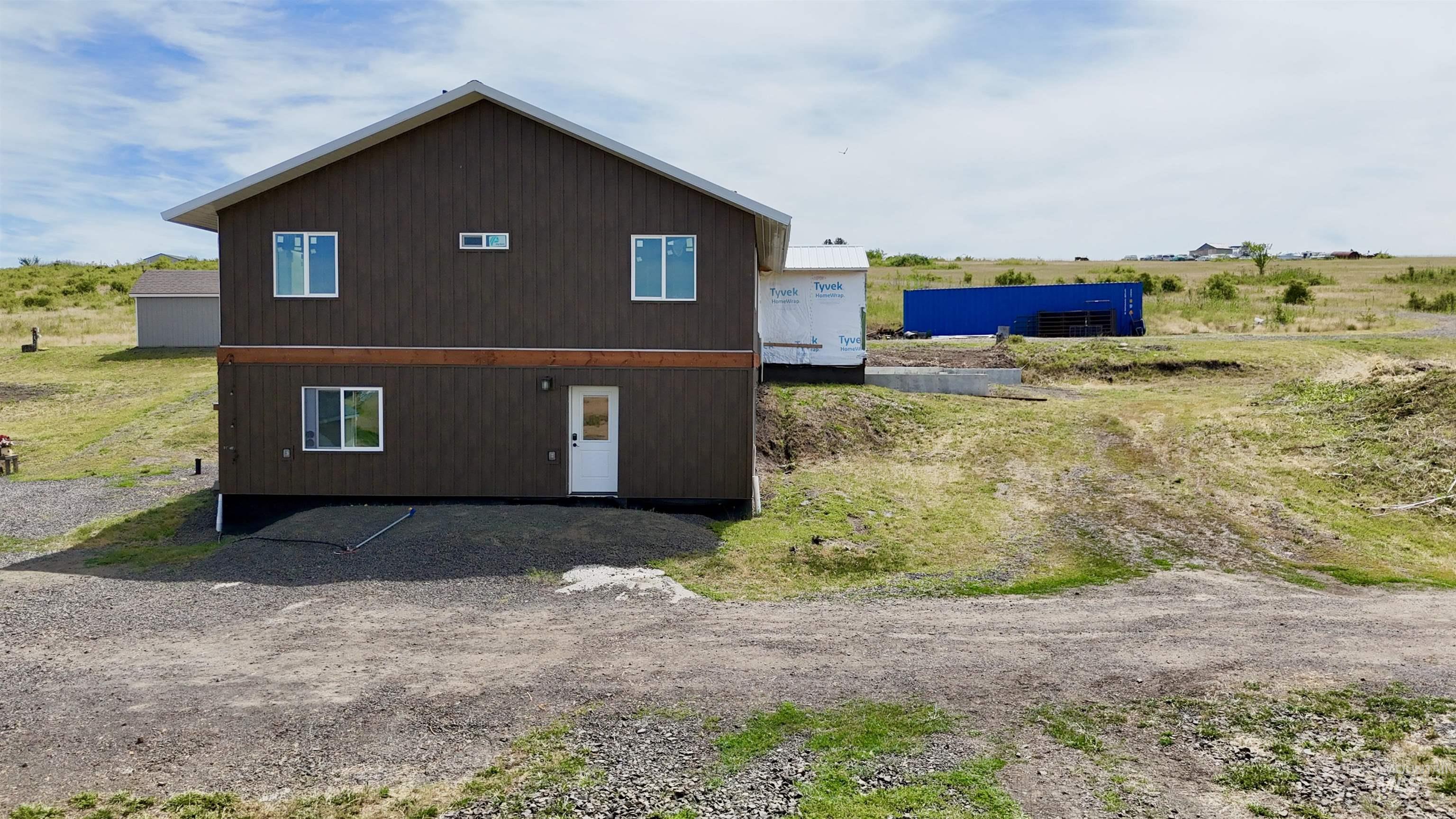 176 Golden Hills Dr., Grangeville, Idaho 83530, 2 Bedrooms, 1 Bathroom, Residential For Sale, Price $585,000, 98991500