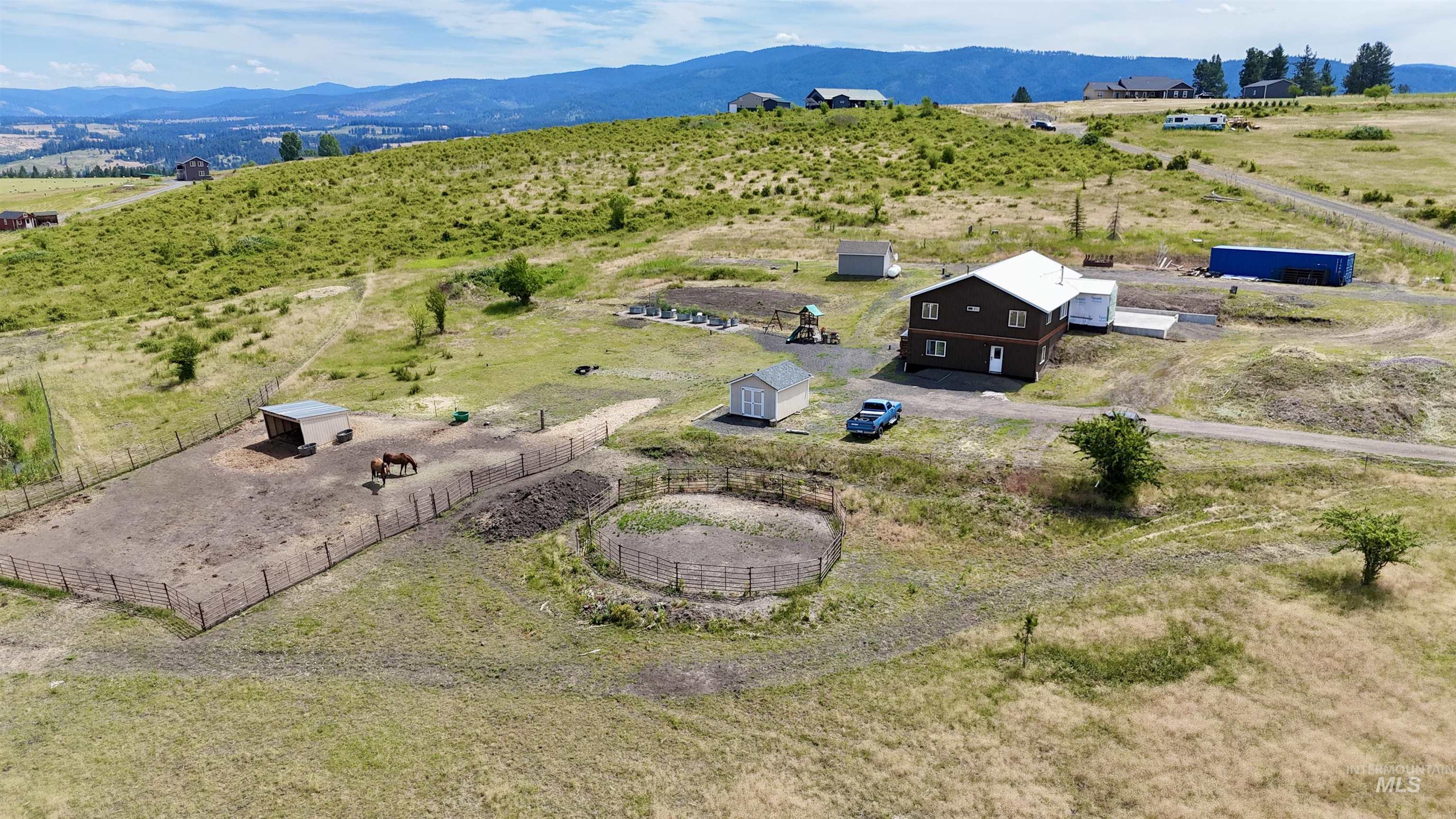 176 Golden Hills Dr., Grangeville, Idaho 83530, 2 Bedrooms, 1 Bathroom, Residential For Sale, Price $585,000, 98991500