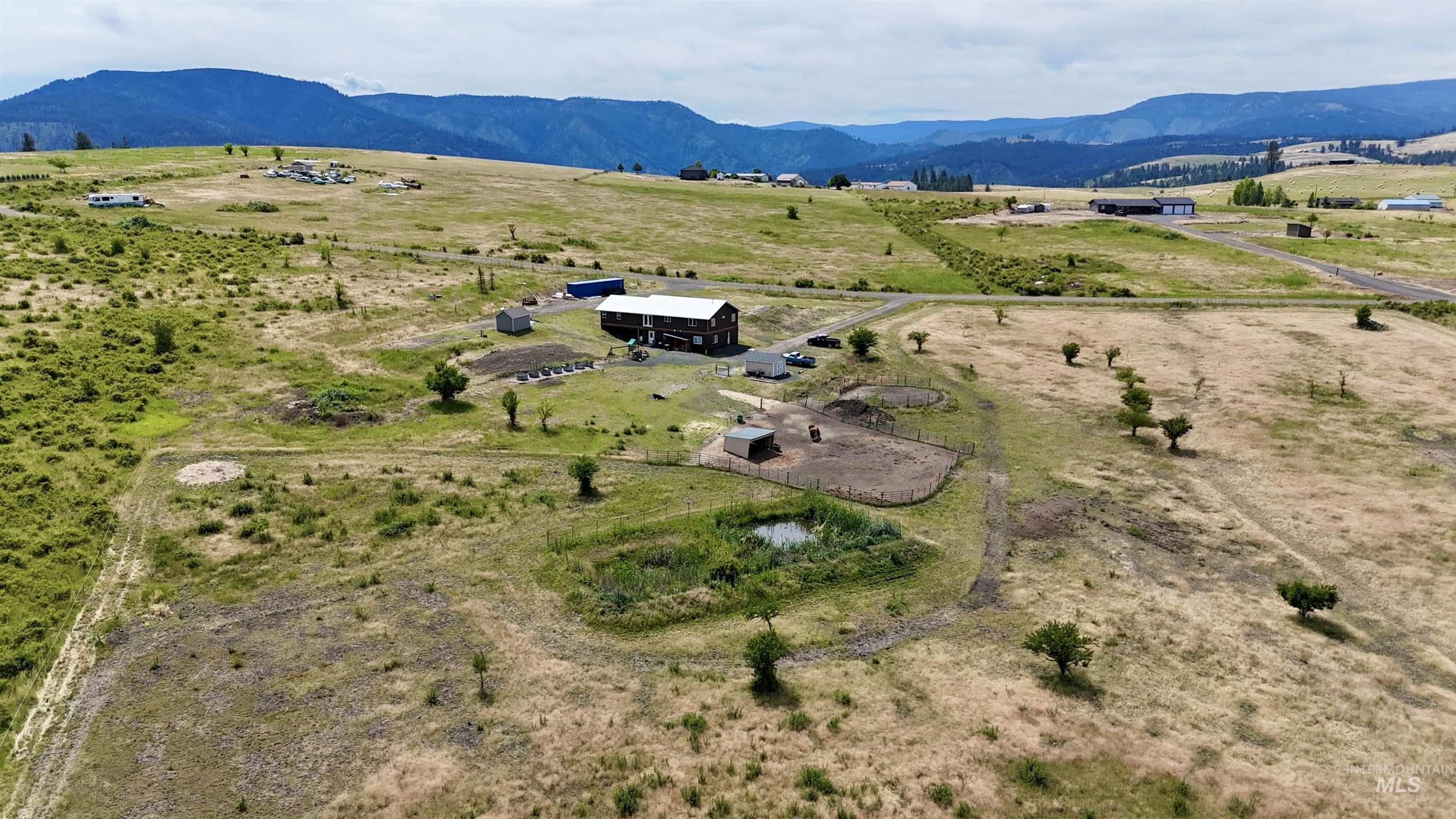 176 Golden Hills Dr., Grangeville, Idaho 83530, 2 Bedrooms, 1 Bathroom, Residential For Sale, Price $585,000, 98991500