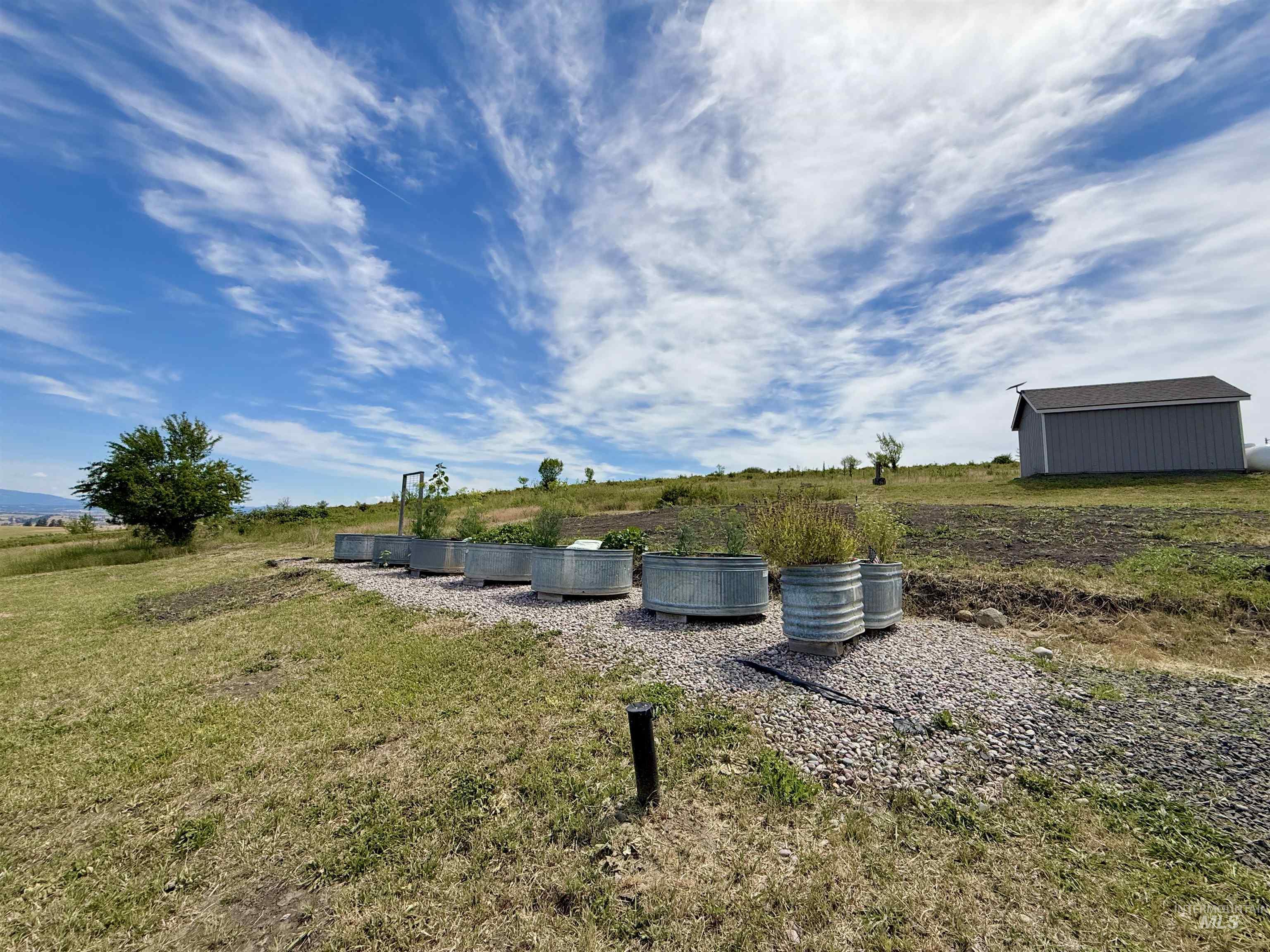 176 Golden Hills Dr., Grangeville, Idaho 83530, 2 Bedrooms, 1 Bathroom, Residential For Sale, Price $585,000, 98991500