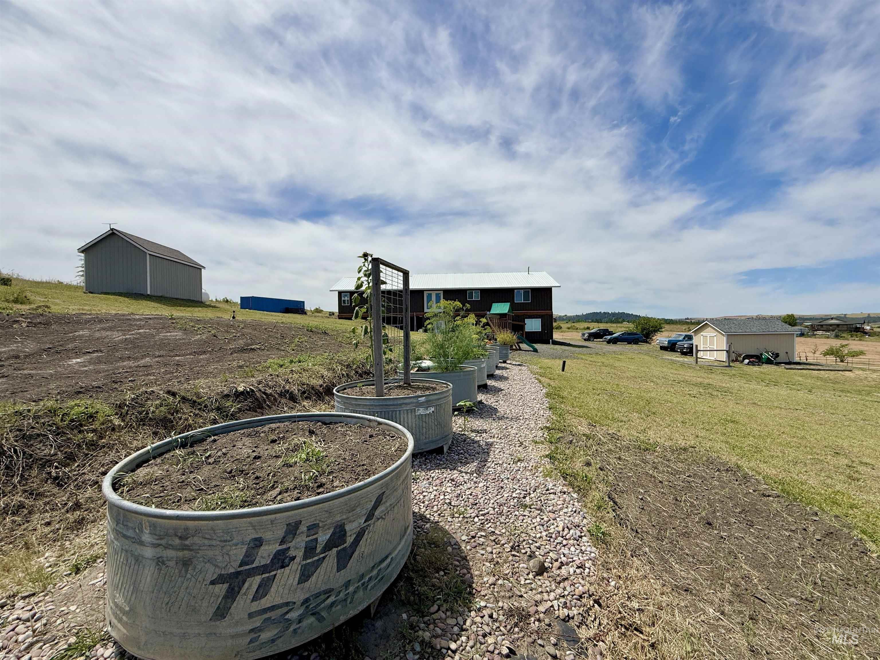 176 Golden Hills Dr., Grangeville, Idaho 83530, 2 Bedrooms, 1 Bathroom, Residential For Sale, Price $585,000, 98991500