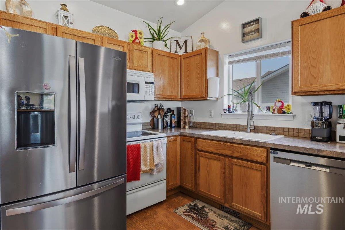 1235 Golden Pheasant Dr., Twin Falls, Idaho 83301, 3 Bedrooms, 2 Bathrooms, Residential For Sale, Price $350,000,MLS 98991501
