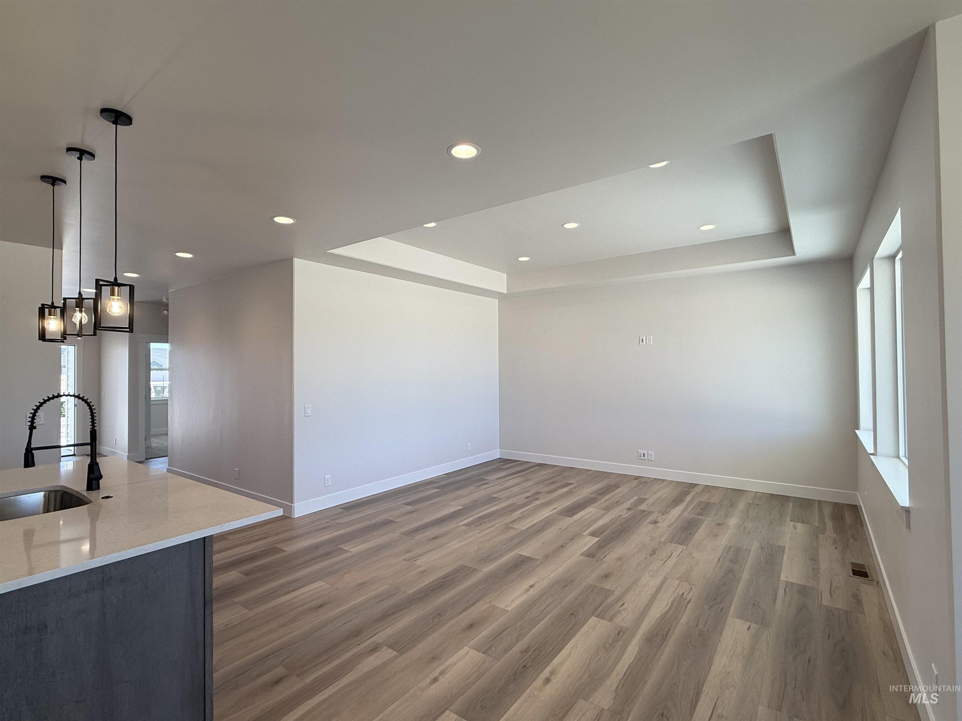 720 E Clark St., Paul, Idaho 83347, 3 Bedrooms, 2 Bathrooms, Residential For Sale, Price $372,000,MLS 98991505