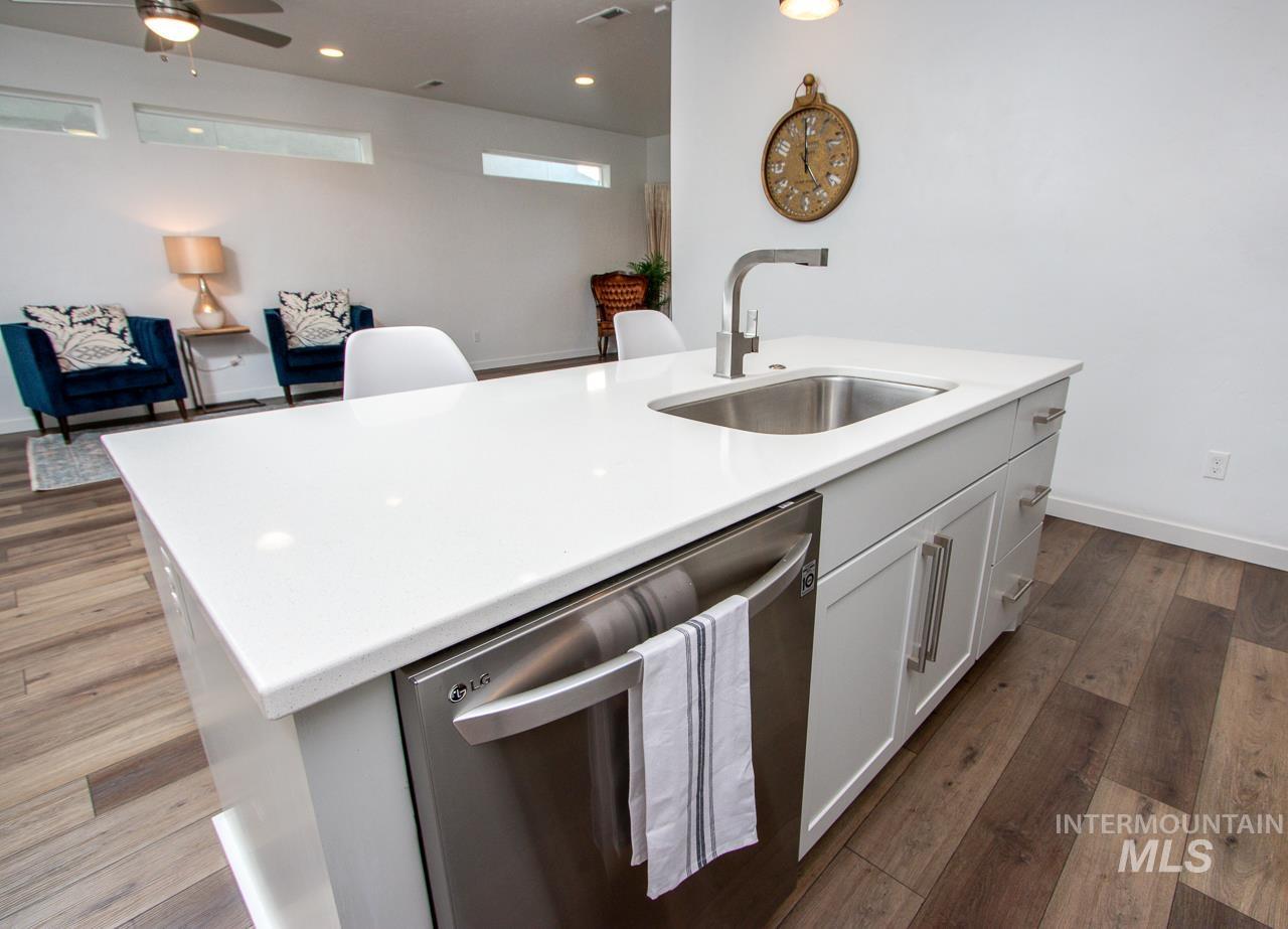795 E Bissett St, Meridian, Idaho 83642, 3 Bedrooms, 2.5 Bathrooms, Residential For Sale, Price $589,500, 98991506