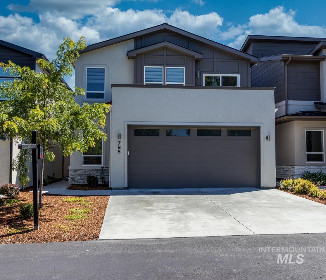 795 E Bissett St, Meridian, Idaho 83642, 3 Bedrooms, 2.5 Bathrooms, Residential For Sale, Price $572,500,MLS 98991506