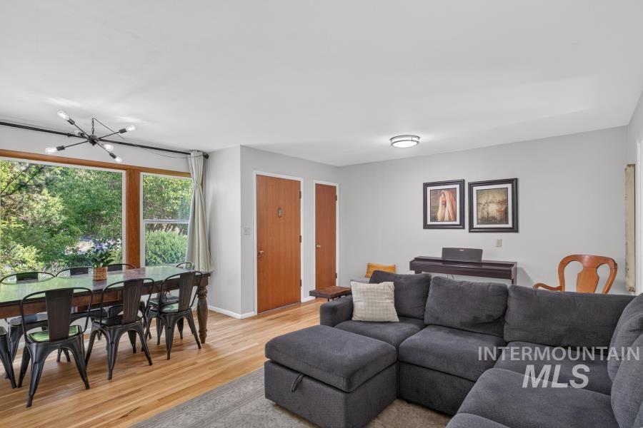 625 E 6th St, Moscow, Idaho 83843, 4 Bedrooms, 2 Bathrooms, Residential For Sale, Price $450,000, 98991513