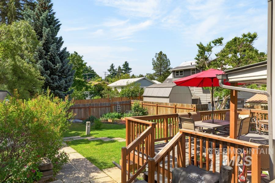 625 E 6th St, Moscow, Idaho 83843, 4 Bedrooms, 2 Bathrooms, Residential For Sale, Price $450,000, 98991513