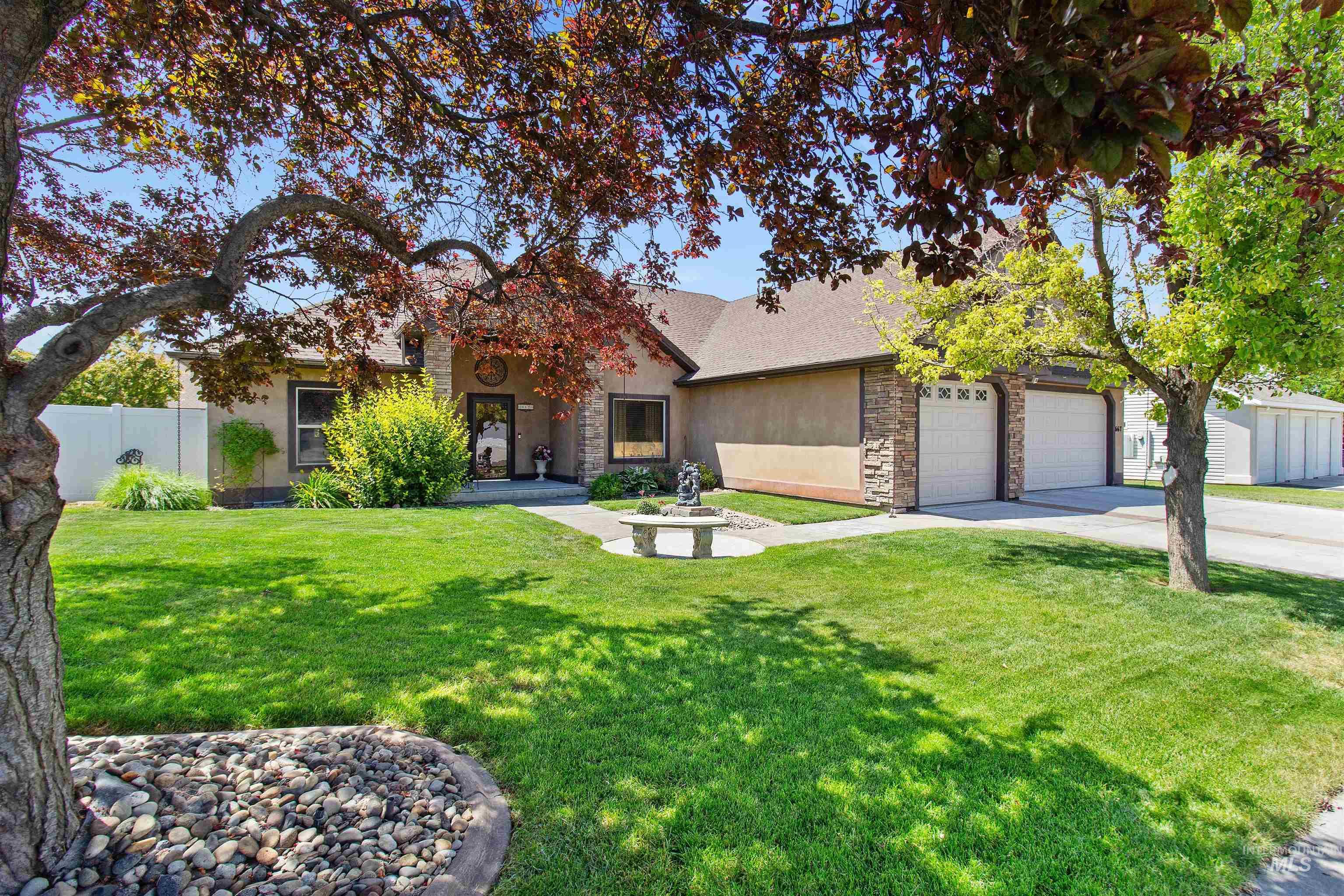 667 Sunfire Drive, Twin Falls, Idaho 83301, 4 Bedrooms, 2.5 Bathrooms, Residential For Sale, Price $785,000, 98991514