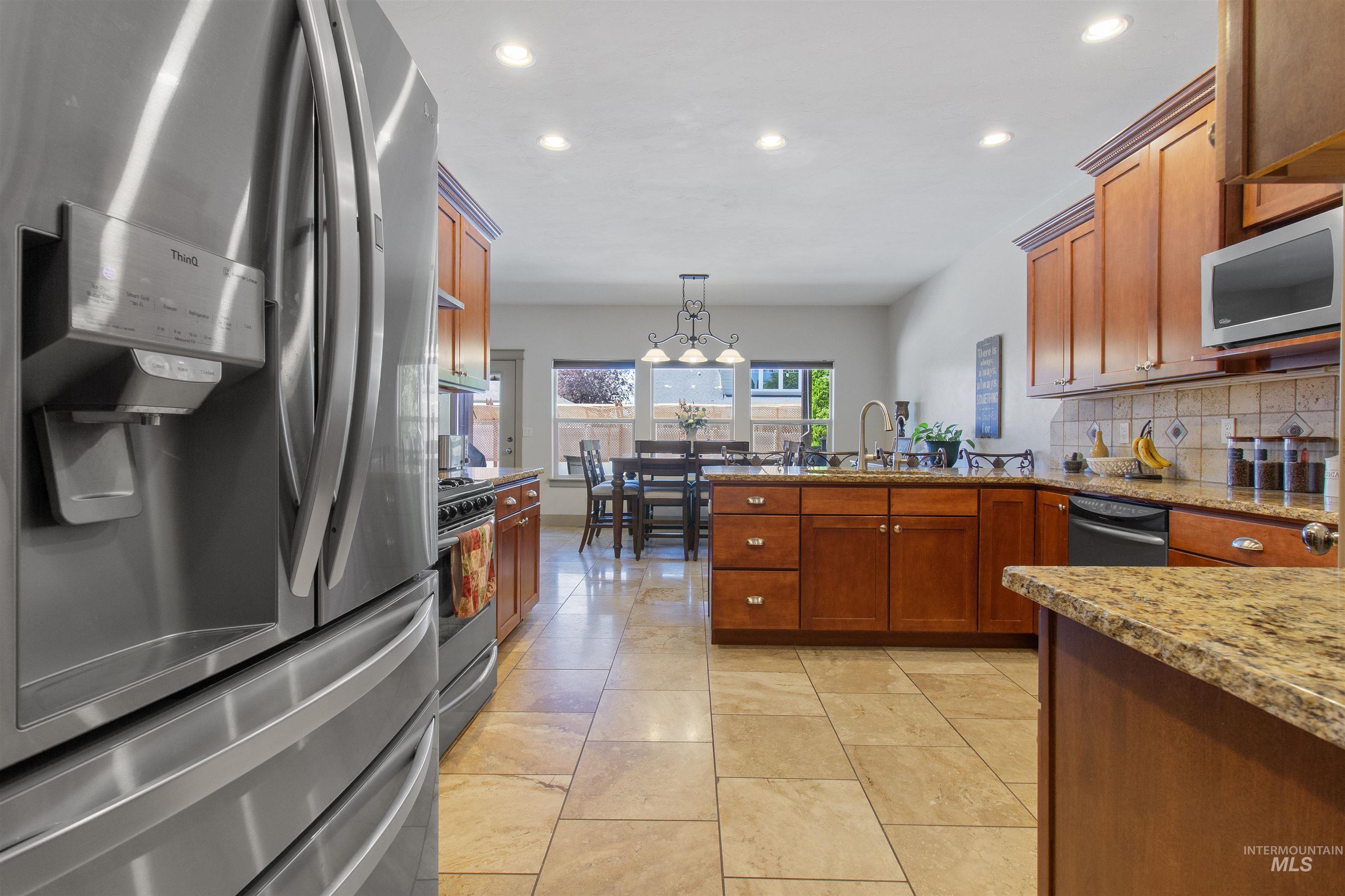 667 Sunfire Drive, Twin Falls, Idaho 83301, 4 Bedrooms, 2.5 Bathrooms, Residential For Sale, Price $785,000, 98991514