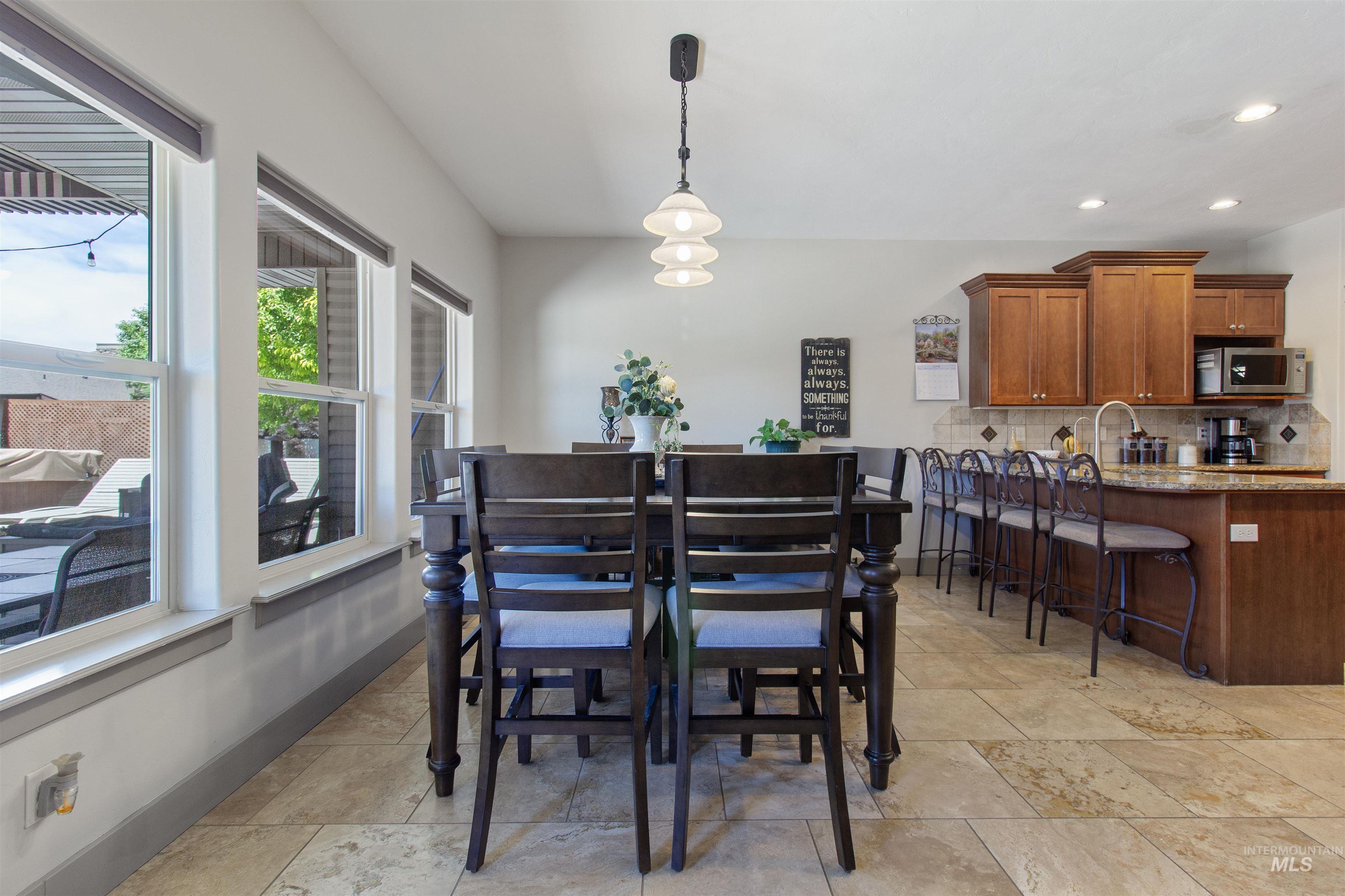 667 Sunfire Drive, Twin Falls, Idaho 83301, 4 Bedrooms, 2.5 Bathrooms, Residential For Sale, Price $785,000, 98991514