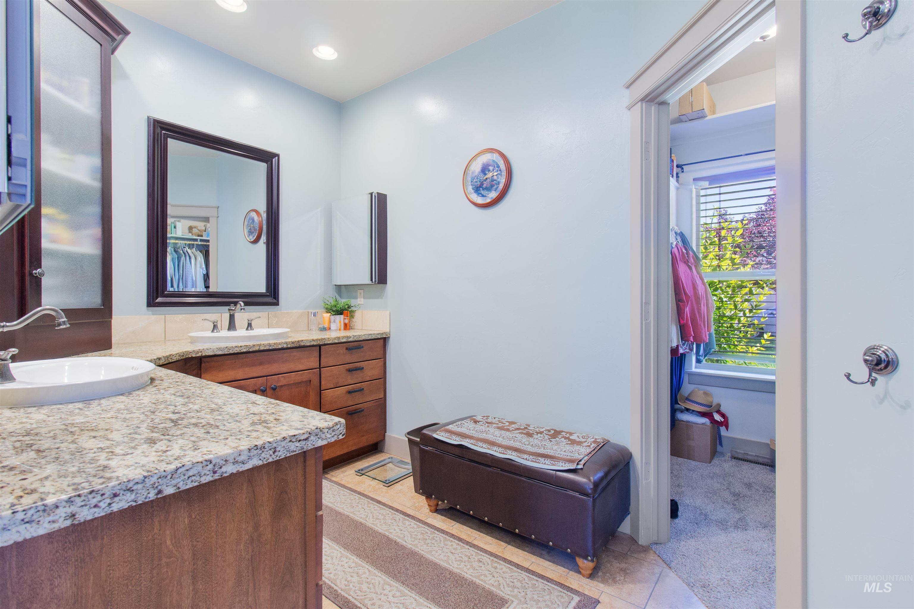 667 Sunfire Drive, Twin Falls, Idaho 83301, 4 Bedrooms, 2.5 Bathrooms, Residential For Sale, Price $785,000, 98991514