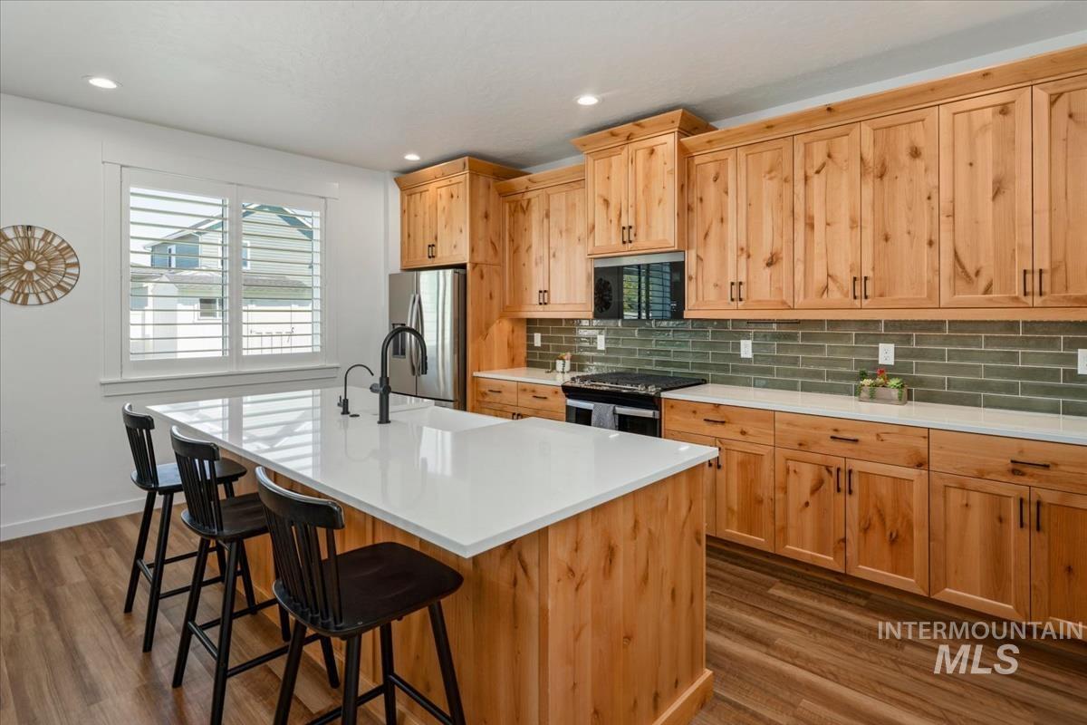 1428 W Giantsbane Dr, Meridian, Idaho 83642, 3 Bedrooms, 2.5 Bathrooms, Residential For Sale, Price $599,000, 98991518