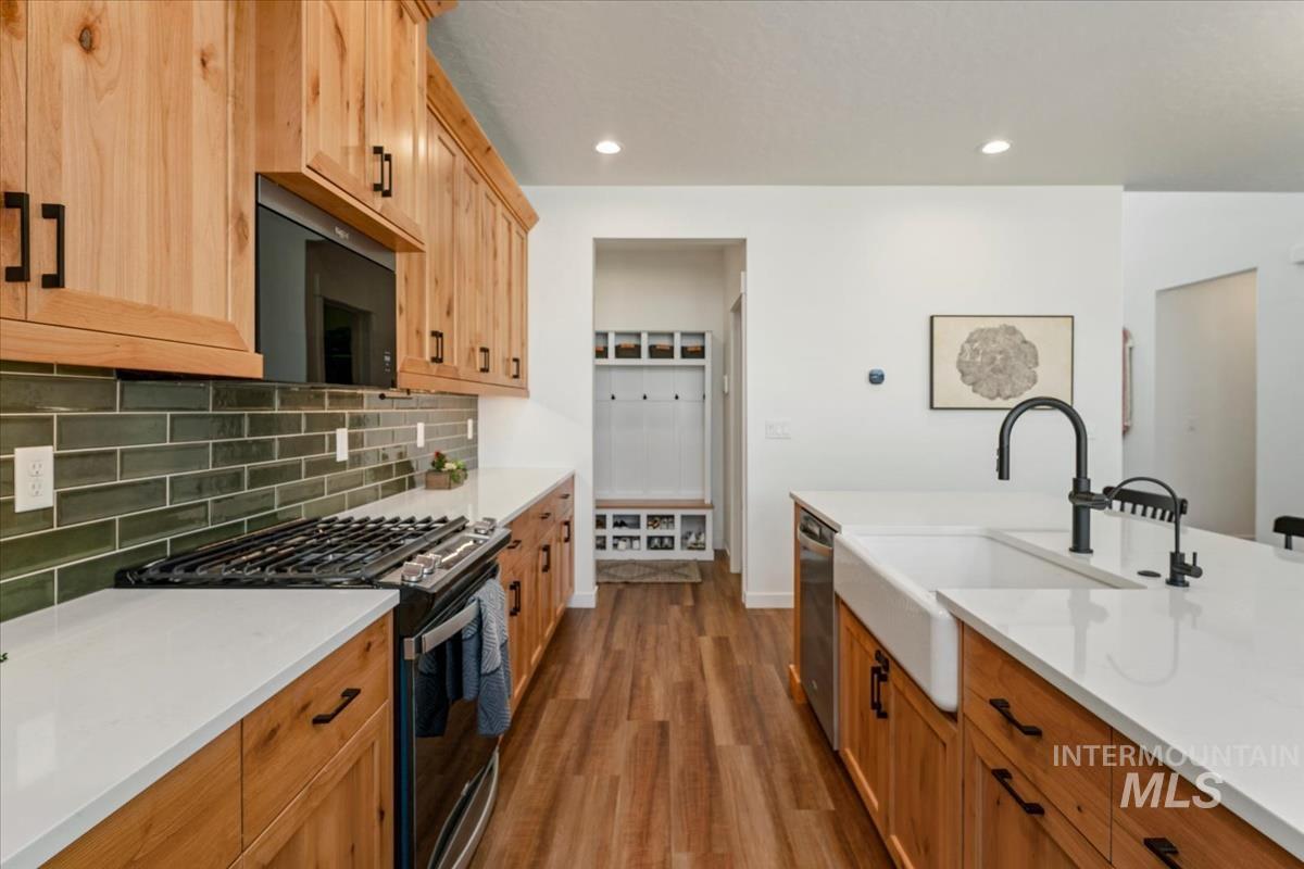 1428 W Giantsbane Dr, Meridian, Idaho 83642, 3 Bedrooms, 2.5 Bathrooms, Residential For Sale, Price $599,000, 98991518