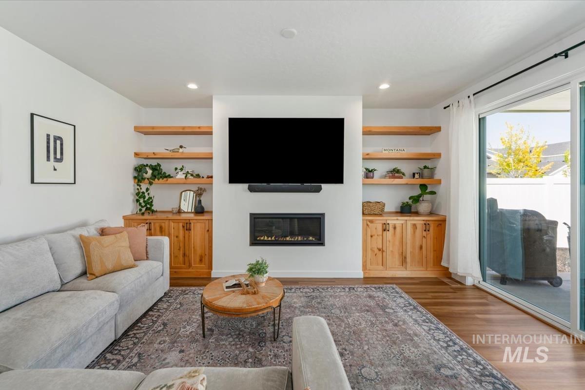1428 W Giantsbane Dr, Meridian, Idaho 83642, 3 Bedrooms, 2.5 Bathrooms, Residential For Sale, Price $599,000, 98991518
