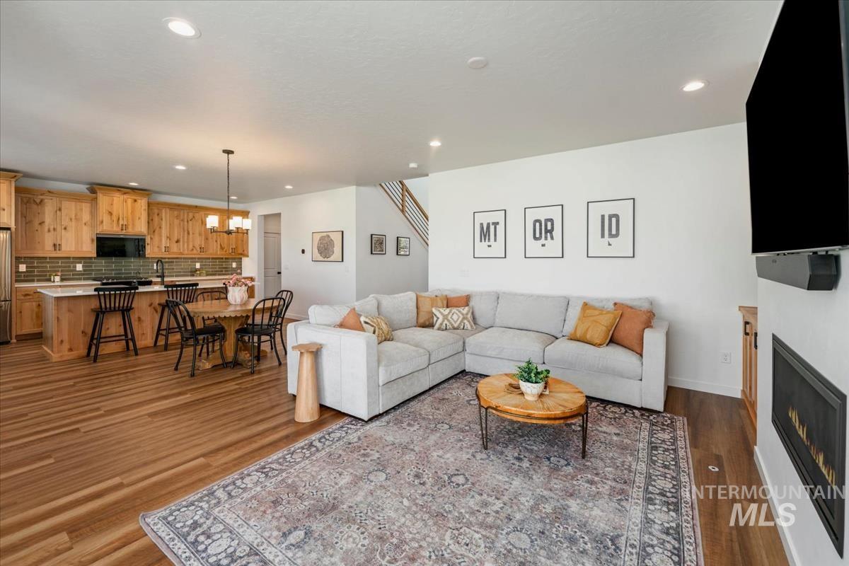 1428 W Giantsbane Dr, Meridian, Idaho 83642, 3 Bedrooms, 2.5 Bathrooms, Residential For Sale, Price $599,000, 98991518
