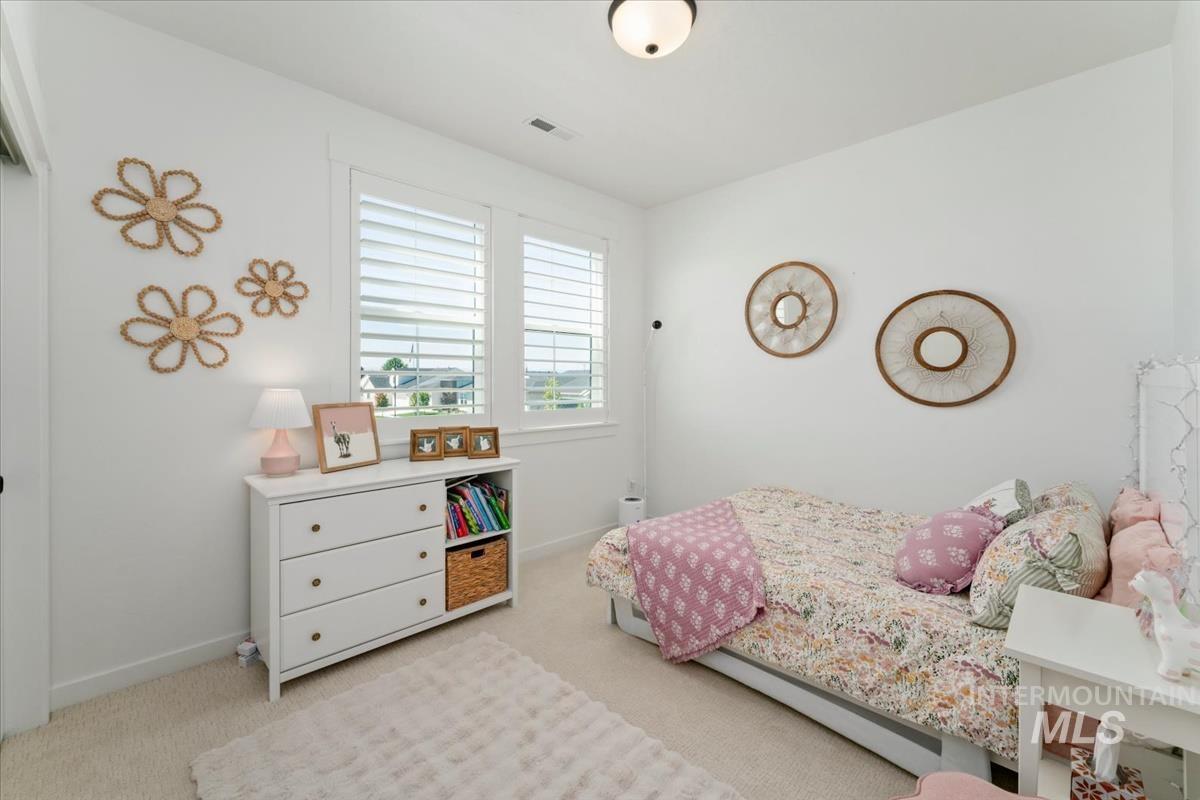 1428 W Giantsbane Dr, Meridian, Idaho 83642, 3 Bedrooms, 2.5 Bathrooms, Residential For Sale, Price $599,000, 98991518