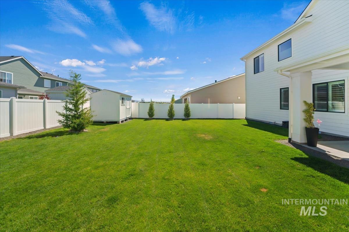 1428 W Giantsbane Dr, Meridian, Idaho 83642, 3 Bedrooms, 2.5 Bathrooms, Residential For Sale, Price $599,000, 98991518