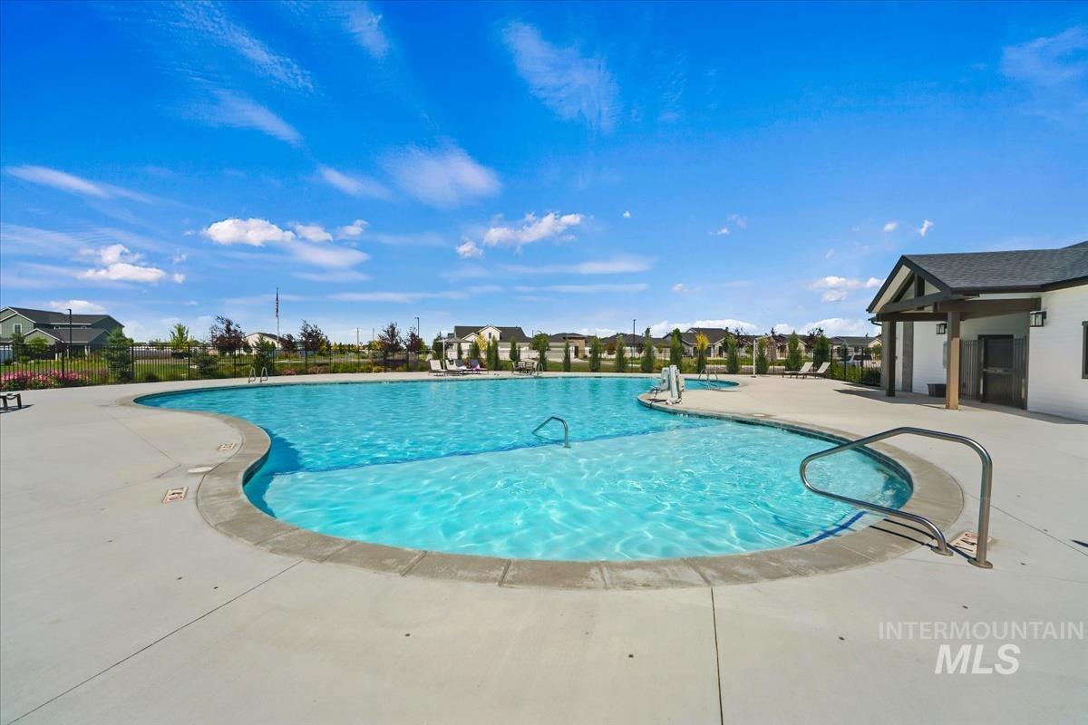 1428 W Giantsbane Dr, Meridian, Idaho 83642, 3 Bedrooms, 2.5 Bathrooms, Residential For Sale, Price $599,000, 98991518