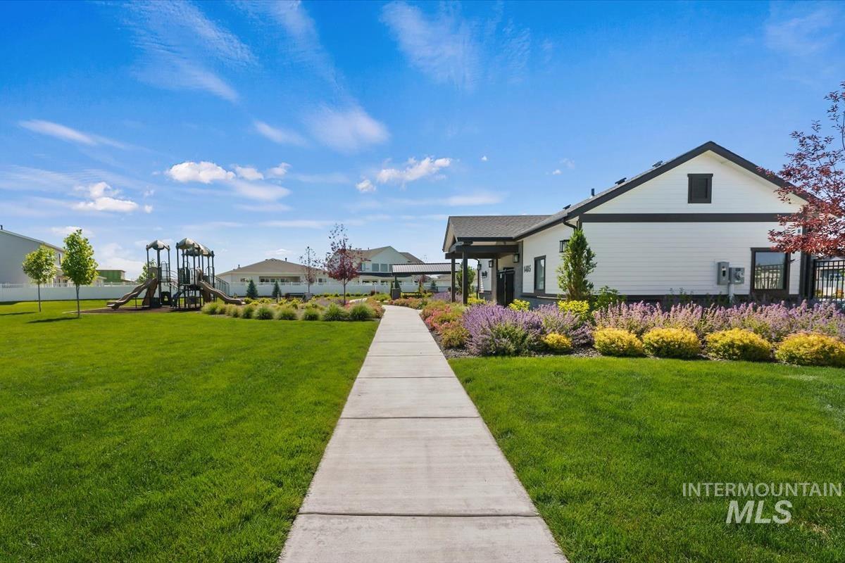 1428 W Giantsbane Dr, Meridian, Idaho 83642, 3 Bedrooms, 2.5 Bathrooms, Residential For Sale, Price $599,000, 98991518