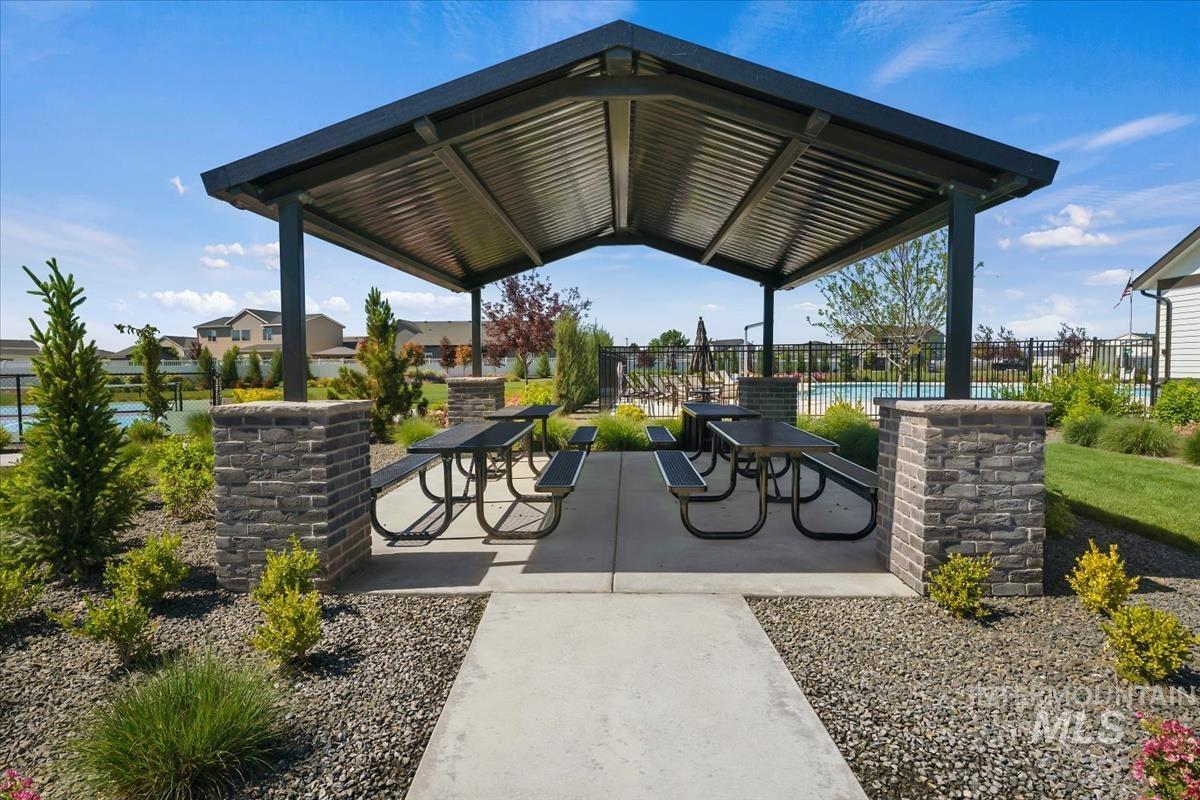 1428 W Giantsbane Dr, Meridian, Idaho 83642, 3 Bedrooms, 2.5 Bathrooms, Residential For Sale, Price $599,000, 98991518