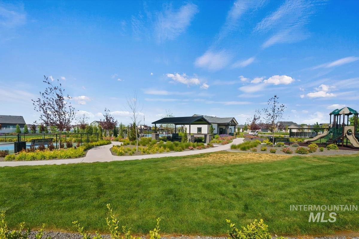1428 W Giantsbane Dr, Meridian, Idaho 83642, 3 Bedrooms, 2.5 Bathrooms, Residential For Sale, Price $599,000, 98991518