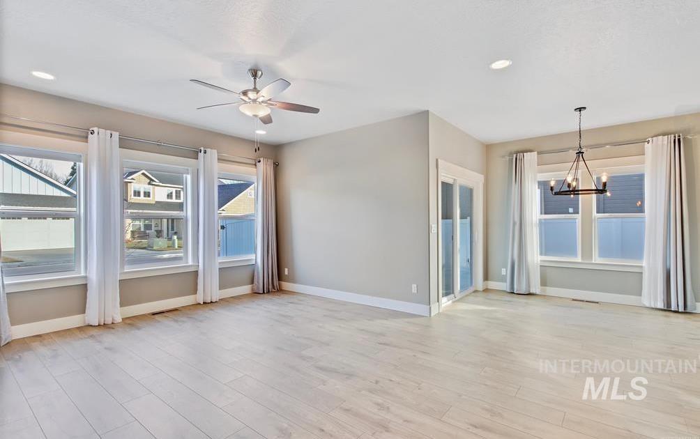 626 S Spoonbill Ave, Meridian, Idaho 83642, 3 Bedrooms, 2 Bathrooms, Residential For Sale, Price $474,500, 98991519