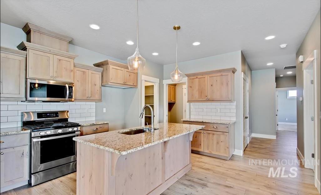 626 S Spoonbill Ave, Meridian, Idaho 83642, 3 Bedrooms, 2 Bathrooms, Residential For Sale, Price $474,500, 98991519