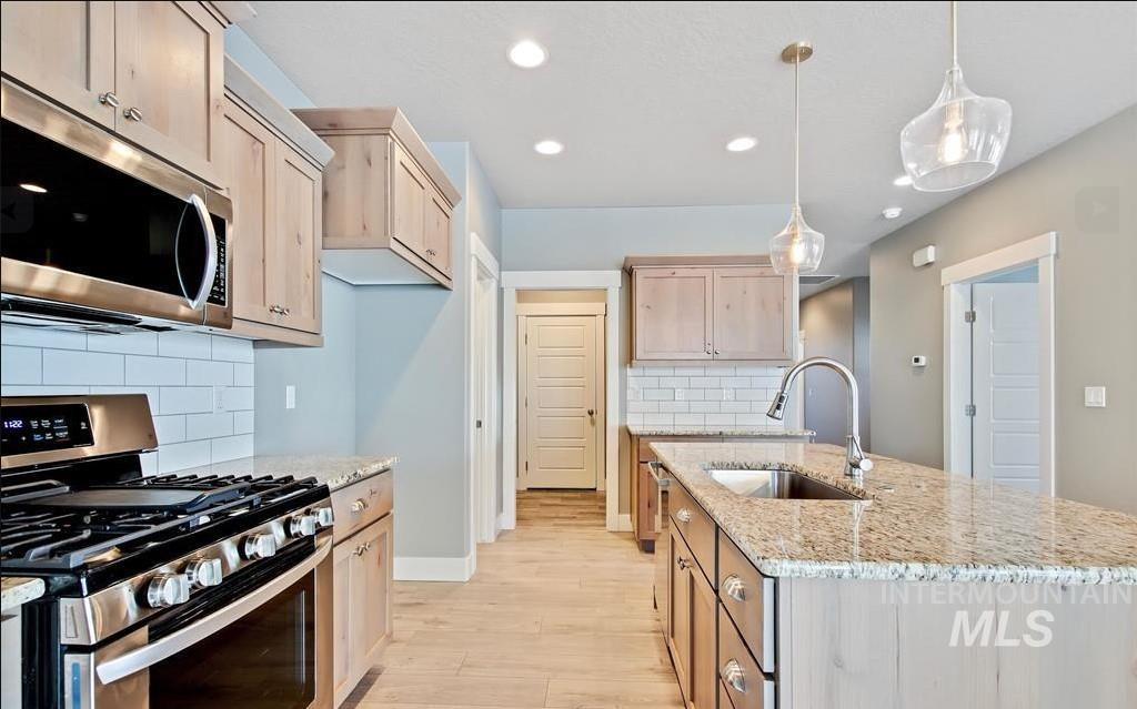 626 S Spoonbill Ave, Meridian, Idaho 83642, 3 Bedrooms, 2 Bathrooms, Residential For Sale, Price $474,500, 98991519