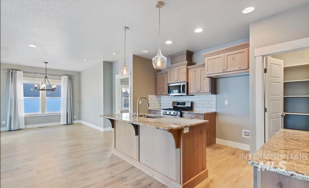 626 S Spoonbill Ave, Meridian, Idaho 83642, 3 Bedrooms, 2 Bathrooms, Residential For Sale, Price $474,500, 98991519