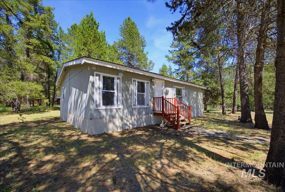 230 Blue Jay Dr., McCall, Idaho 83638, 3 Bedrooms, 2 Bathrooms, Residential For Sale, Price $399,000, 98991520