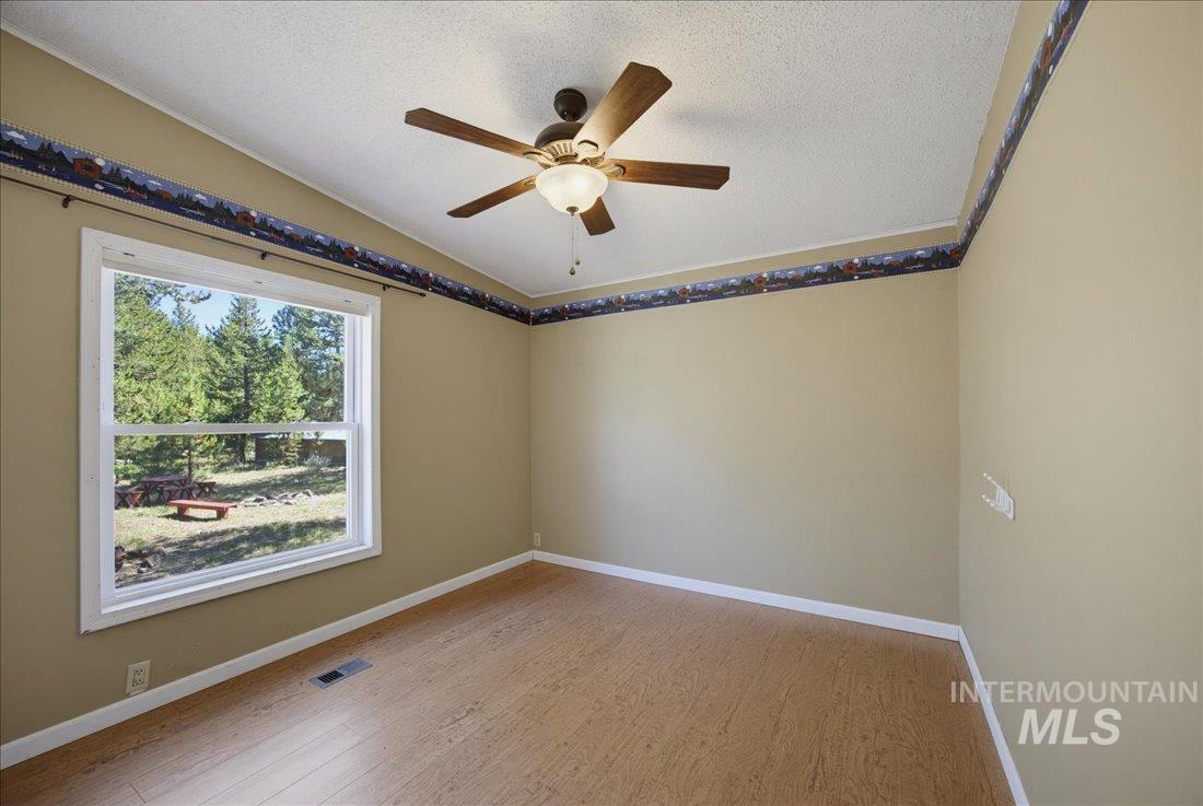 230 Blue Jay Dr., McCall, Idaho 83638, 3 Bedrooms, 2 Bathrooms, Residential For Sale, Price $399,000, 98991520