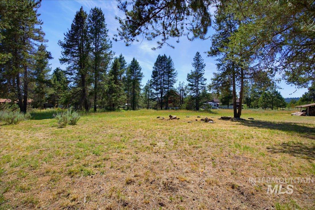 230 Blue Jay Dr., McCall, Idaho 83638, 3 Bedrooms, 2 Bathrooms, Residential For Sale, Price $399,000, 98991520